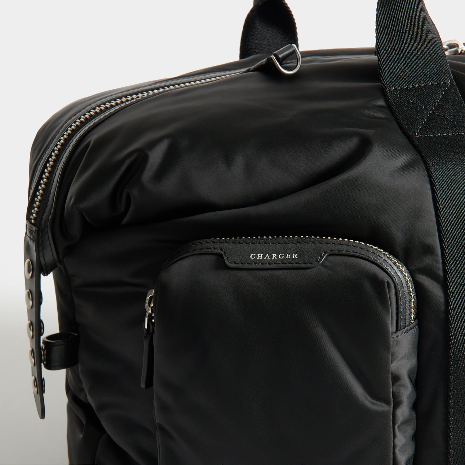 Studs In-Flight Maxi Travel Bag | Anya Hindmarch US