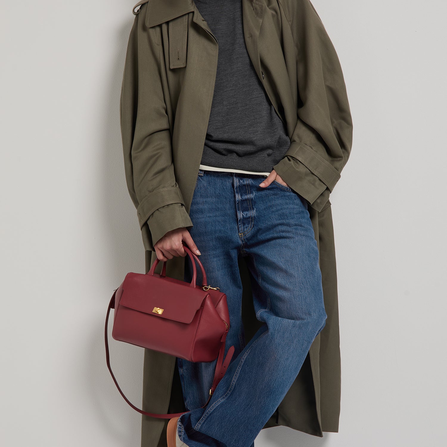 関税なし☆ANYA HINDMARCH/Seaton Crossbody in Damson Seaton Cross-body | Anya Hindmarch US