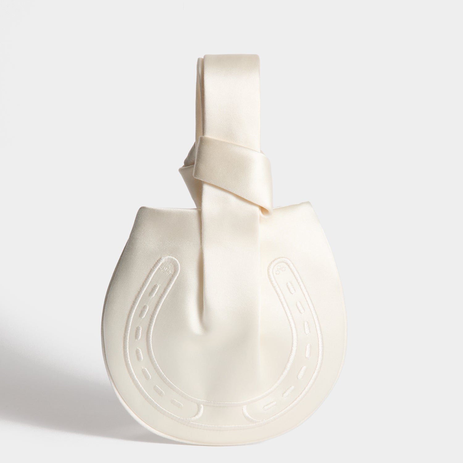 美品 Anya Hindmarch レザー編み込み ハンドバッグ　ホワイト Tie the Knot Bridal Clutch Bag in Ivory | Anya Hindmarch US