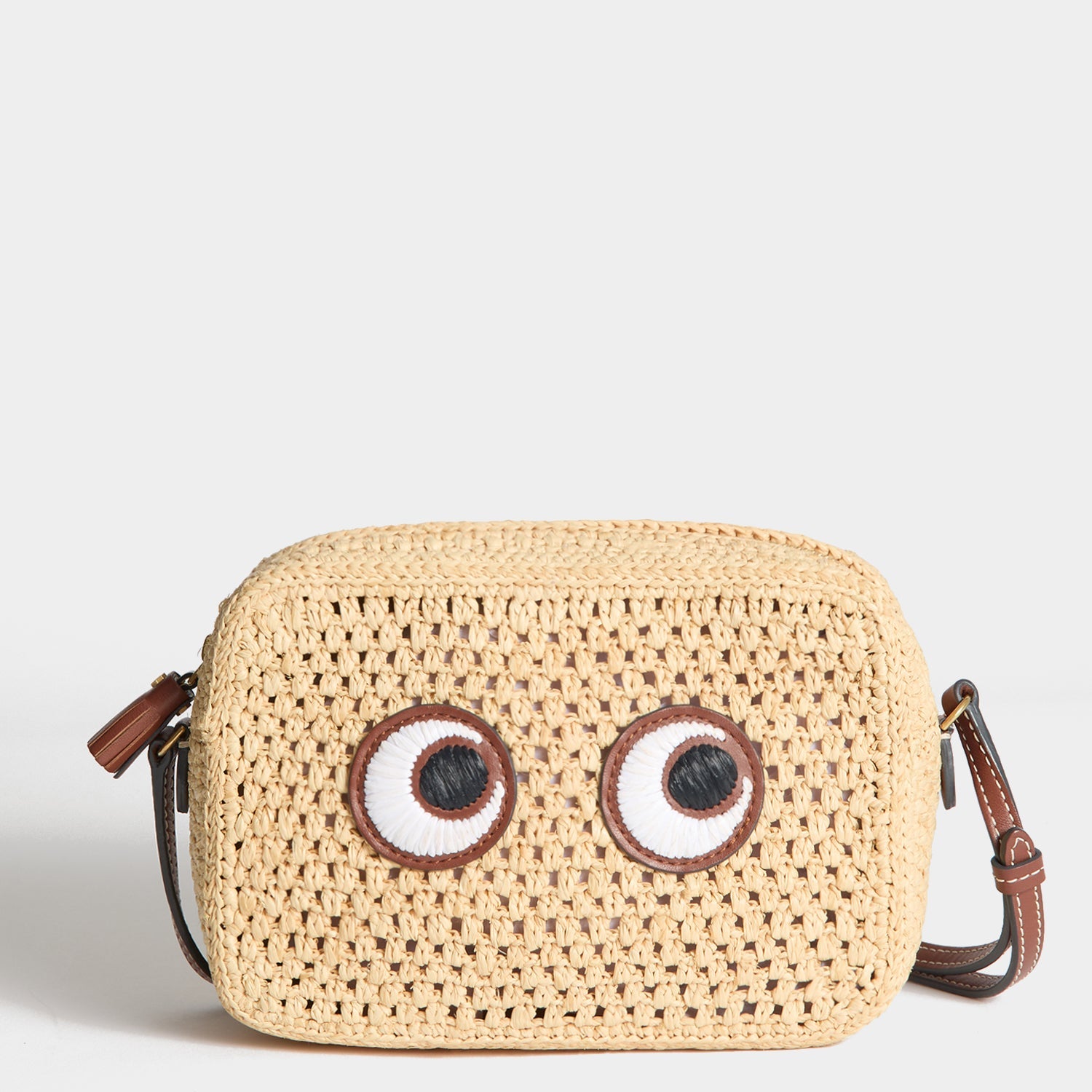 【ANYA HANDMARCH】 eyes ラフィア クロスボディ バッグ Raffia Eyes Cross-body | Anya Hindmarch US