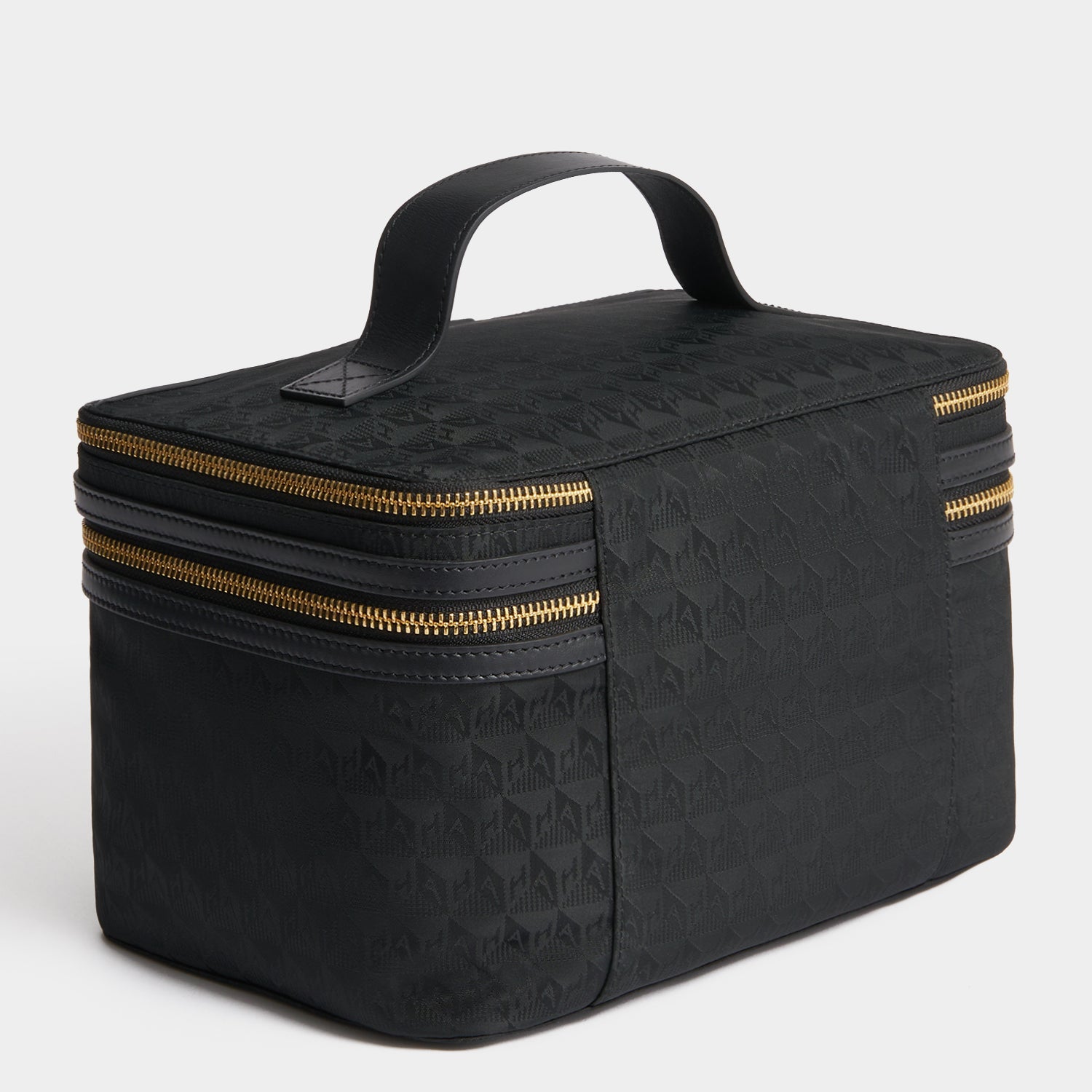 anya hindmarch travel makeup bag Logo Make-Up Pouch way zip top closure with tassel Interior Anya Travel has landed! Step