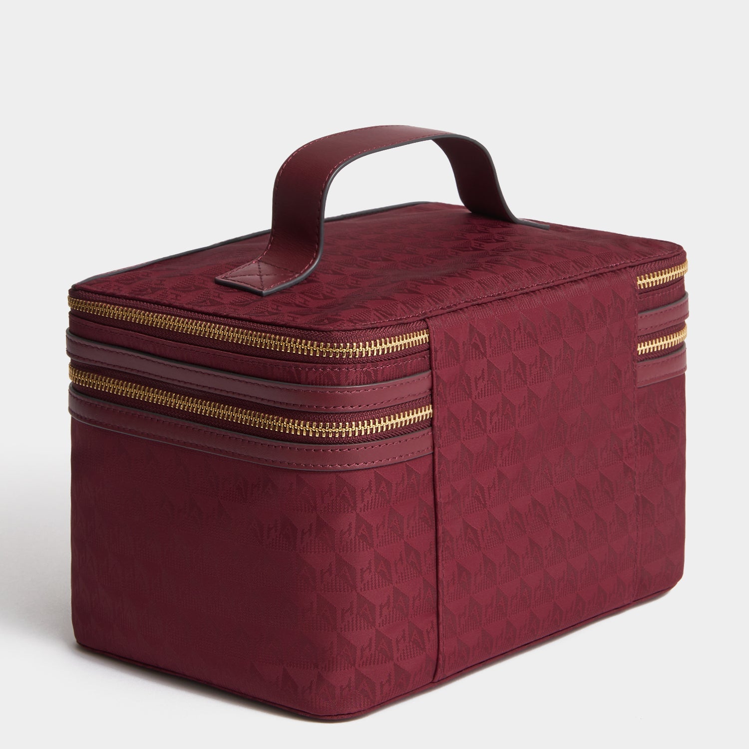 Logo Vanity Kit | Anya Hindmarch US