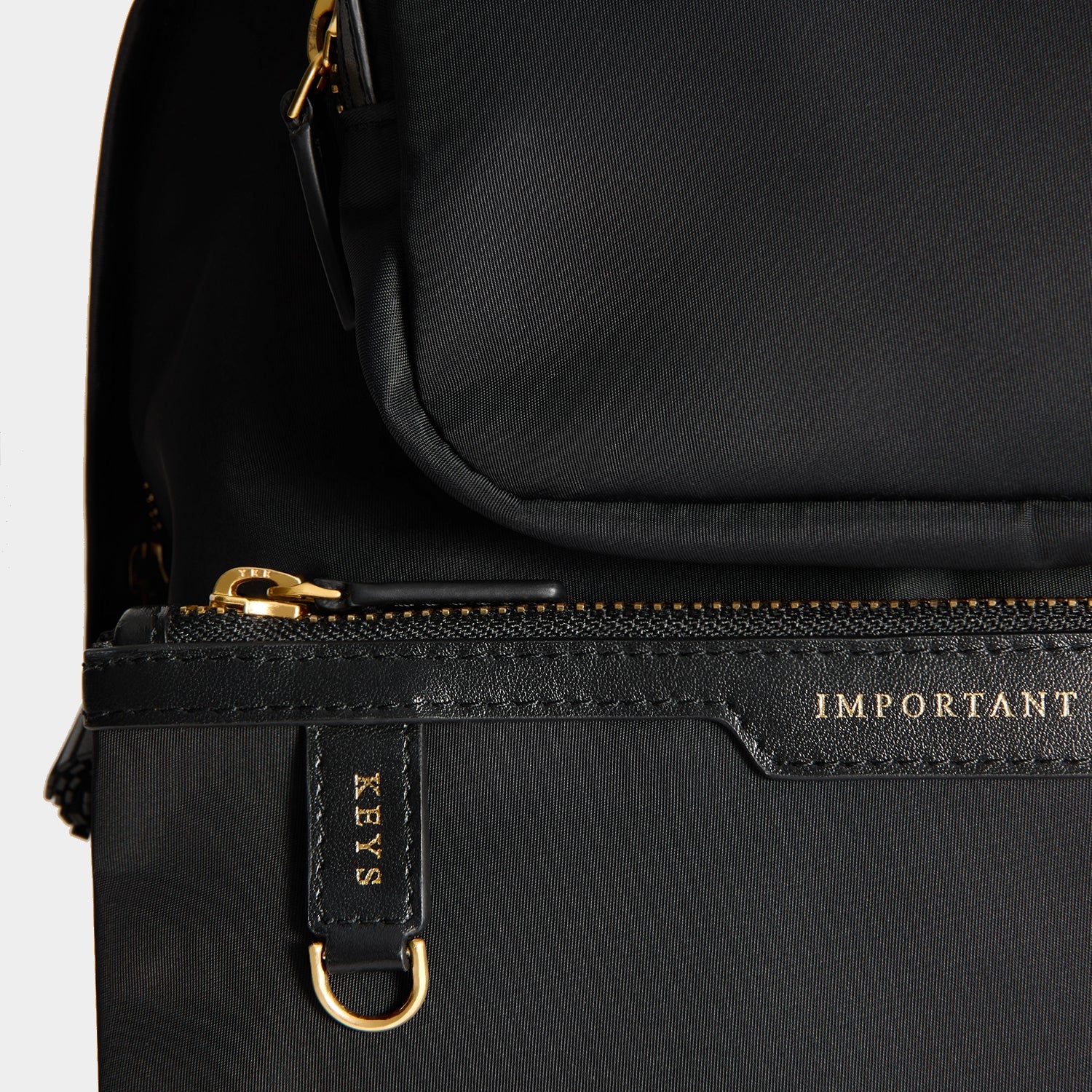 バッグ ANYA HINDMARCH Multi Pocket Backpack | Anya Hindmarch US