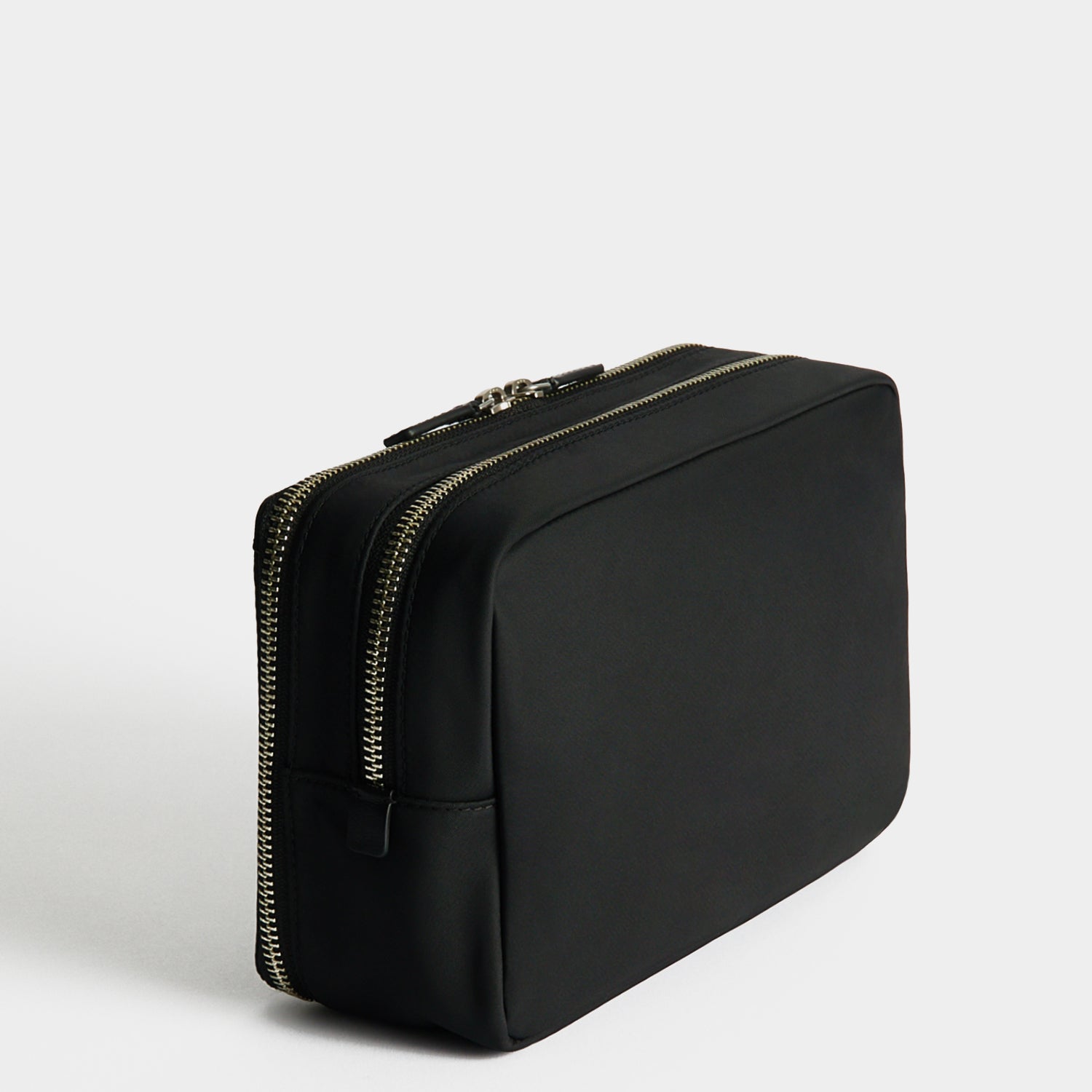 Wash Bag | Anya Hindmarch US