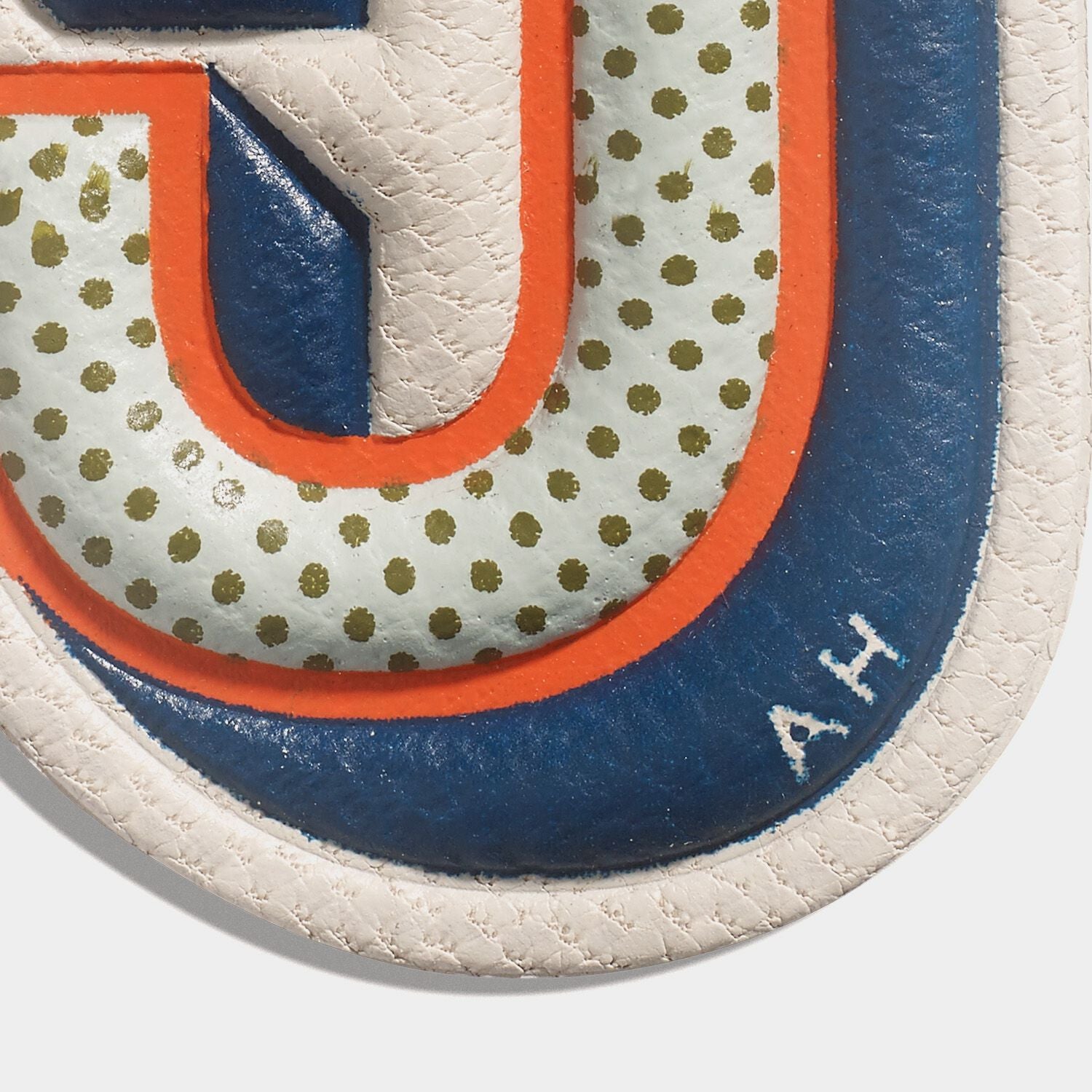 ANYA HINDMARCH GOロゴスカーフ Five Leather Sticker | Anya Hindmarch US