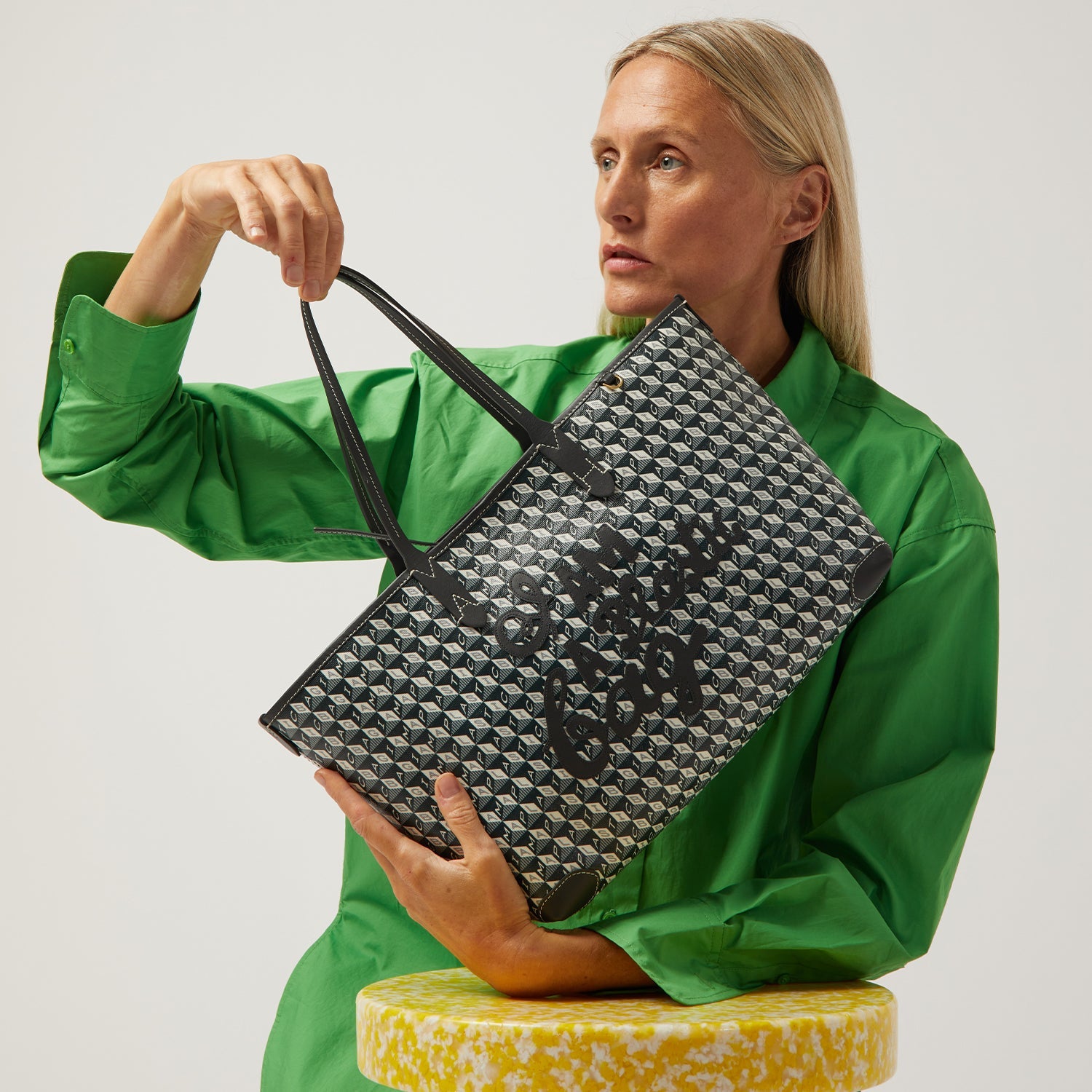 Anya Hindmarch I Am A Plastic Bag Tote Bag Xs at FORZIERI