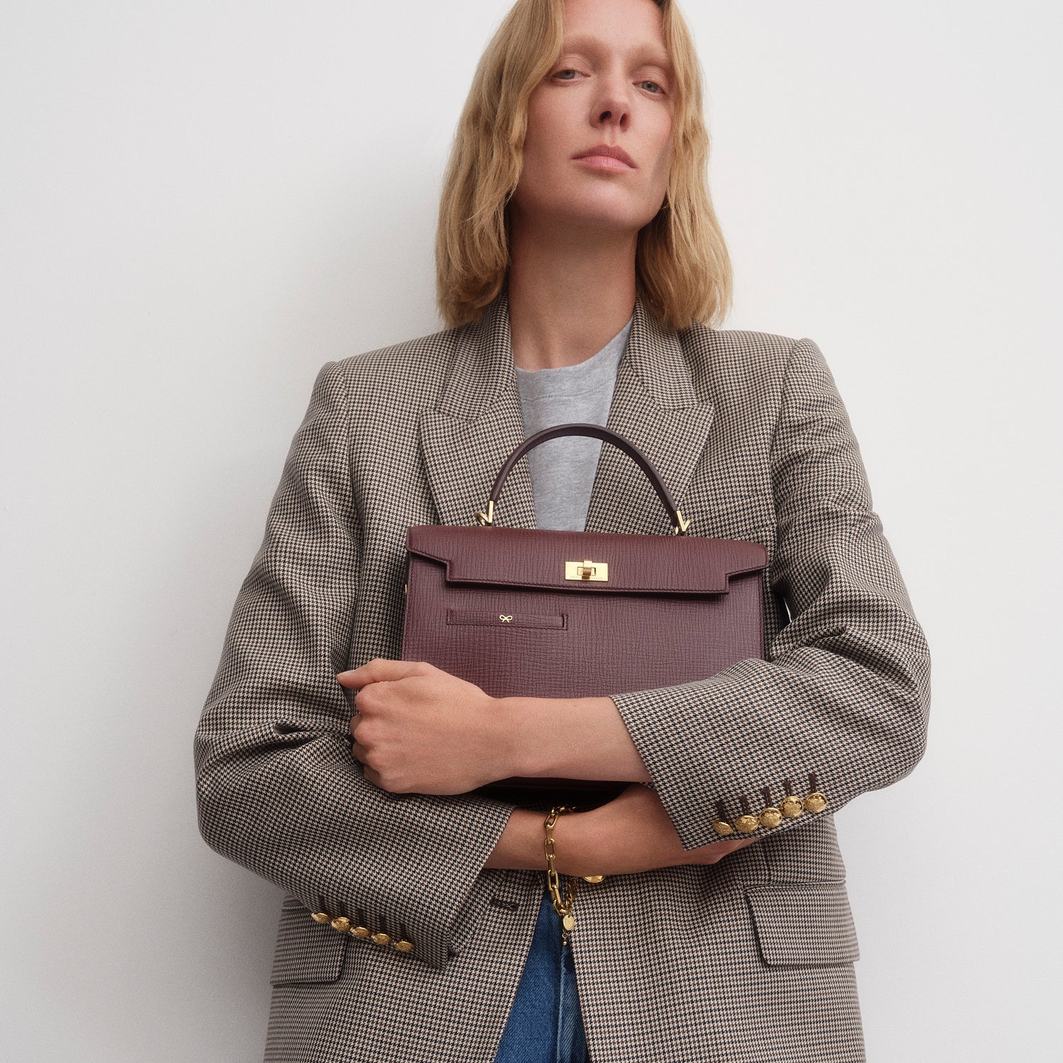 Mortimer Top Handle -

          
            Crosshatch Leather in Barolo Red  -
          

          Anya Hindmarch US
