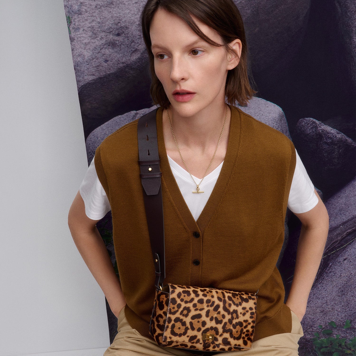 Mortimer Leopard Cross-body -

          
            Calf Leather in Leopard -
          

          Anya Hindmarch US
