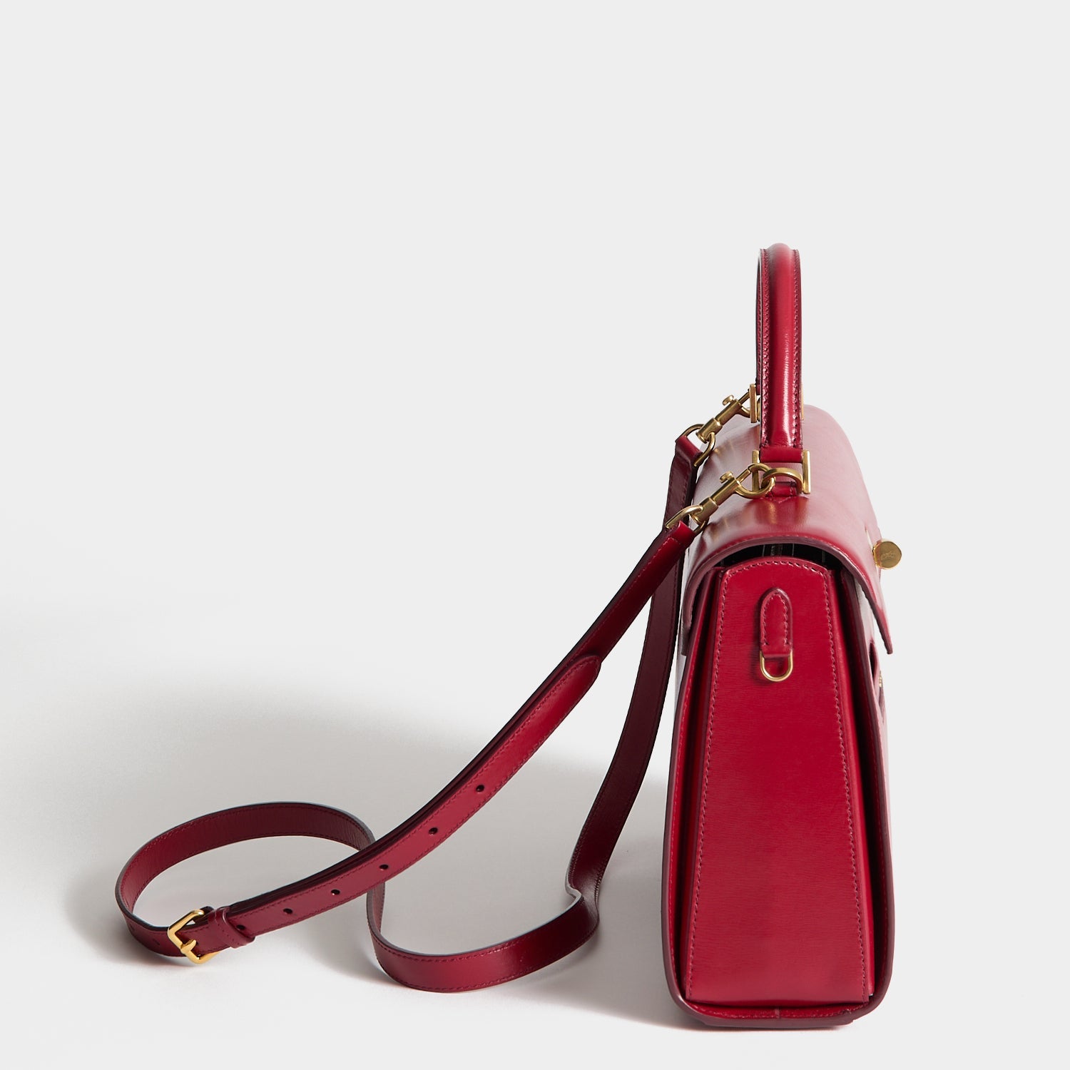 Mortimer Top Handle -

          
            Calf Leather in Vampire -
          

          Anya Hindmarch US
