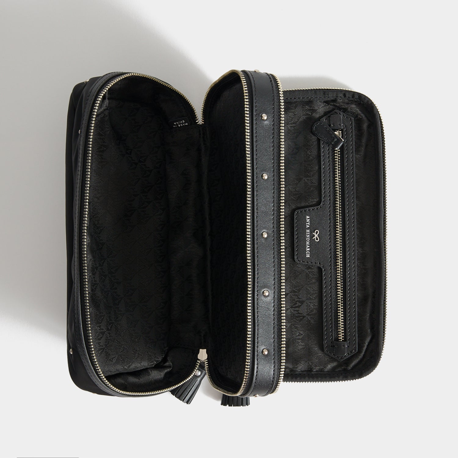 Studs Large Make-Up Pouch -

          
            Recycled Satin/Calf Leather in Black -
          

          Anya Hindmarch US
