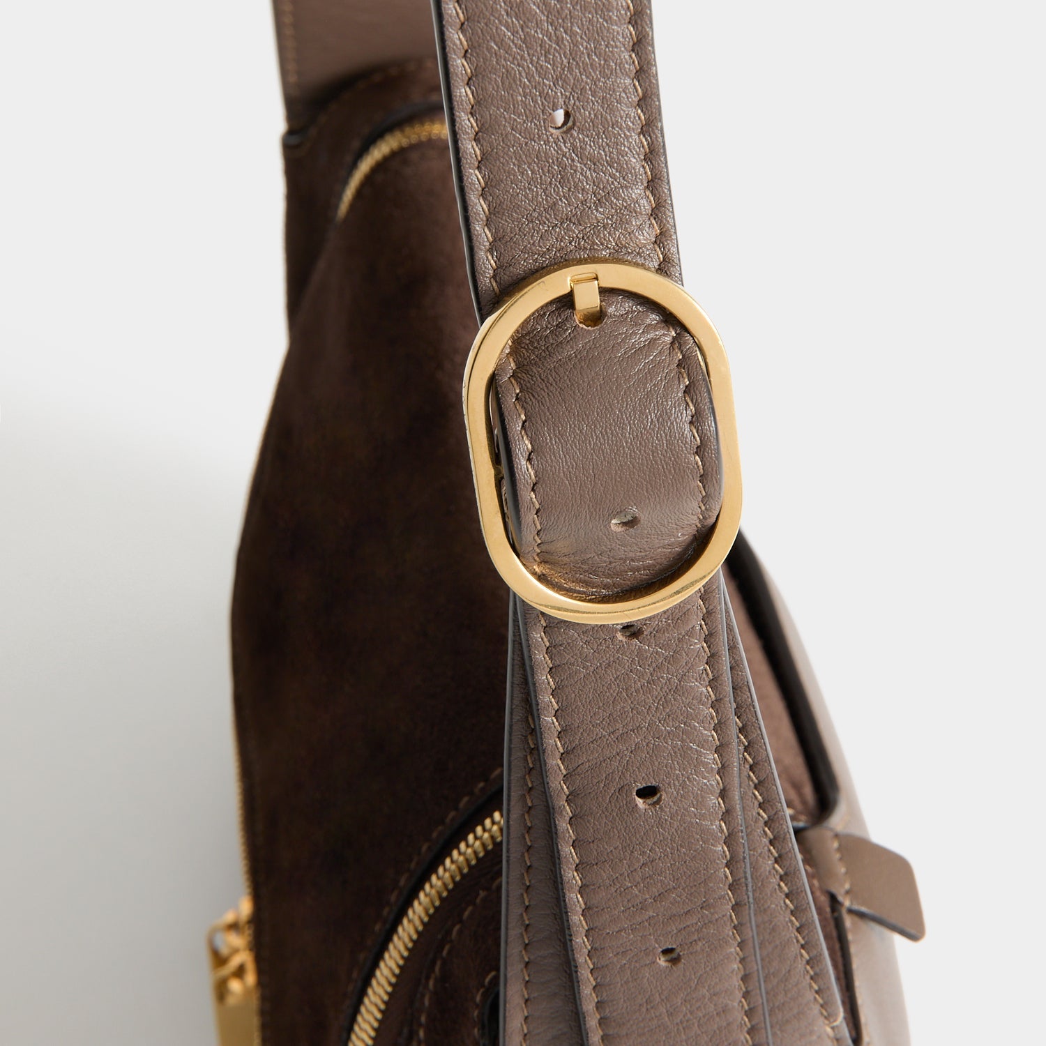 ANYA HINDMARCH ショルダーバッグ スエード リボン フリンジ ANYA HINDMARCH（アニヤ・ハインドマーチ） フォンケース Everything