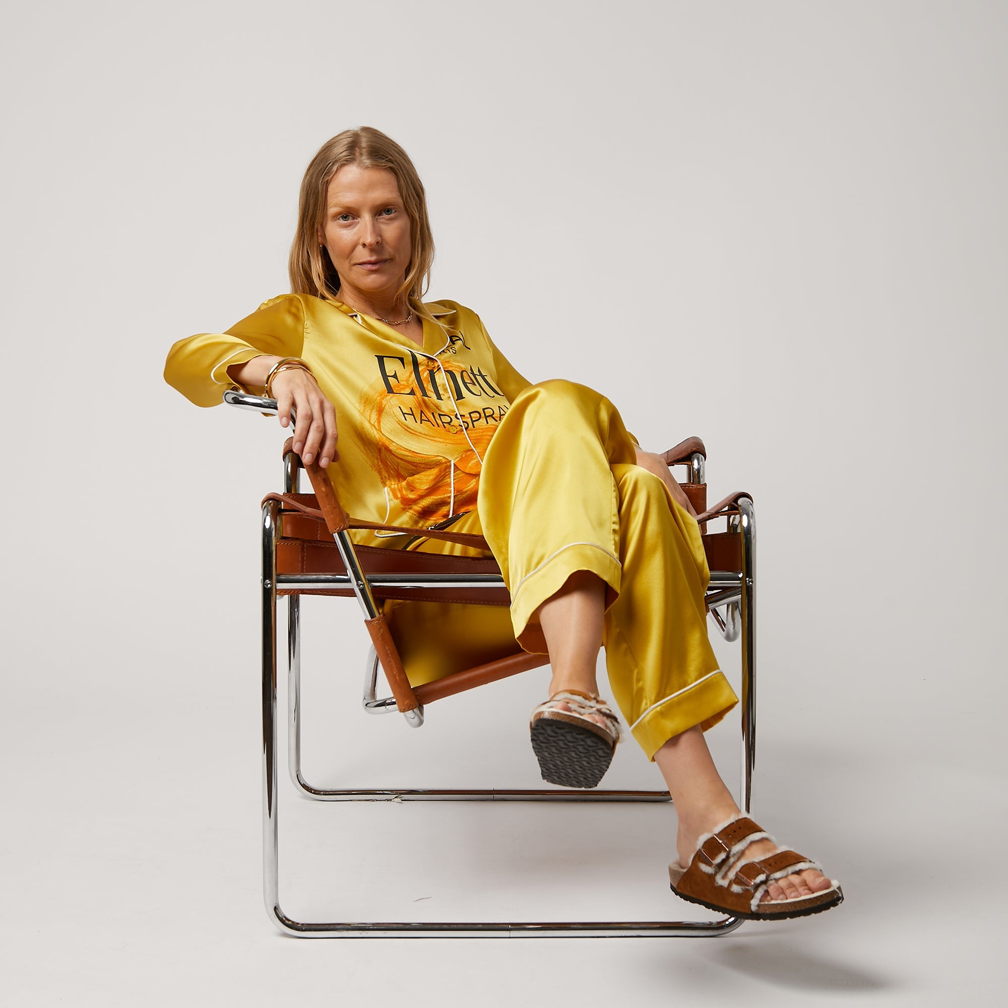 Anya Brands Elnett Pyjamas -

                  
                    Silk in Gold -
                  

                  Anya Hindmarch US

