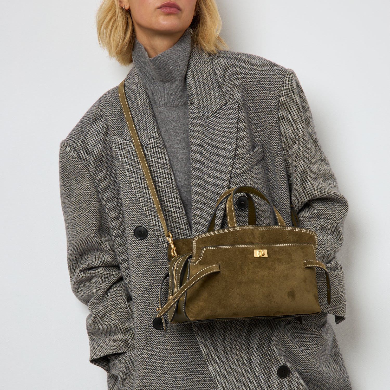 Wilson Stitch Cross-body -

          
            Suede in Bonsai Green -
          

          Anya Hindmarch US
