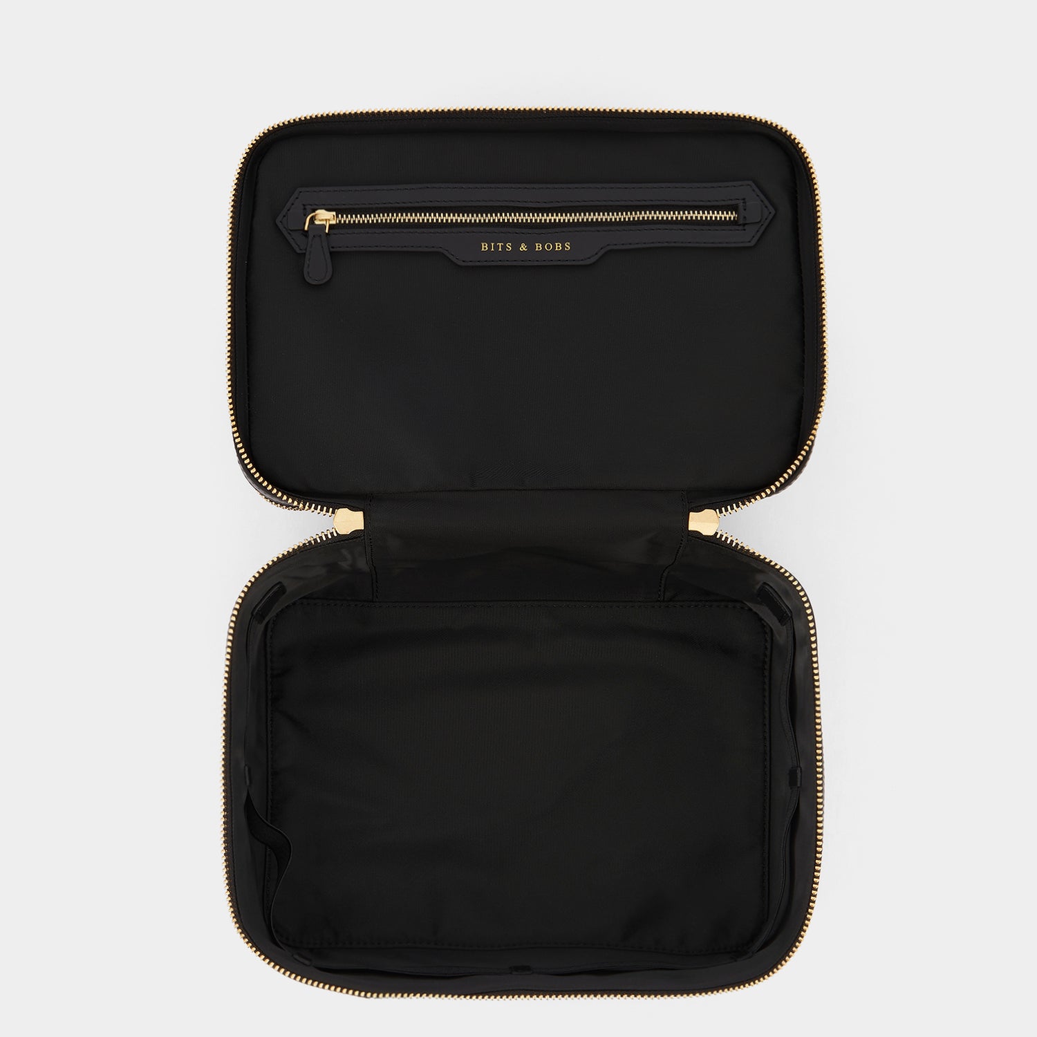 Logo Vanity Kit -

          
            Jacquard Nylon in Black -
          

          Anya Hindmarch US
