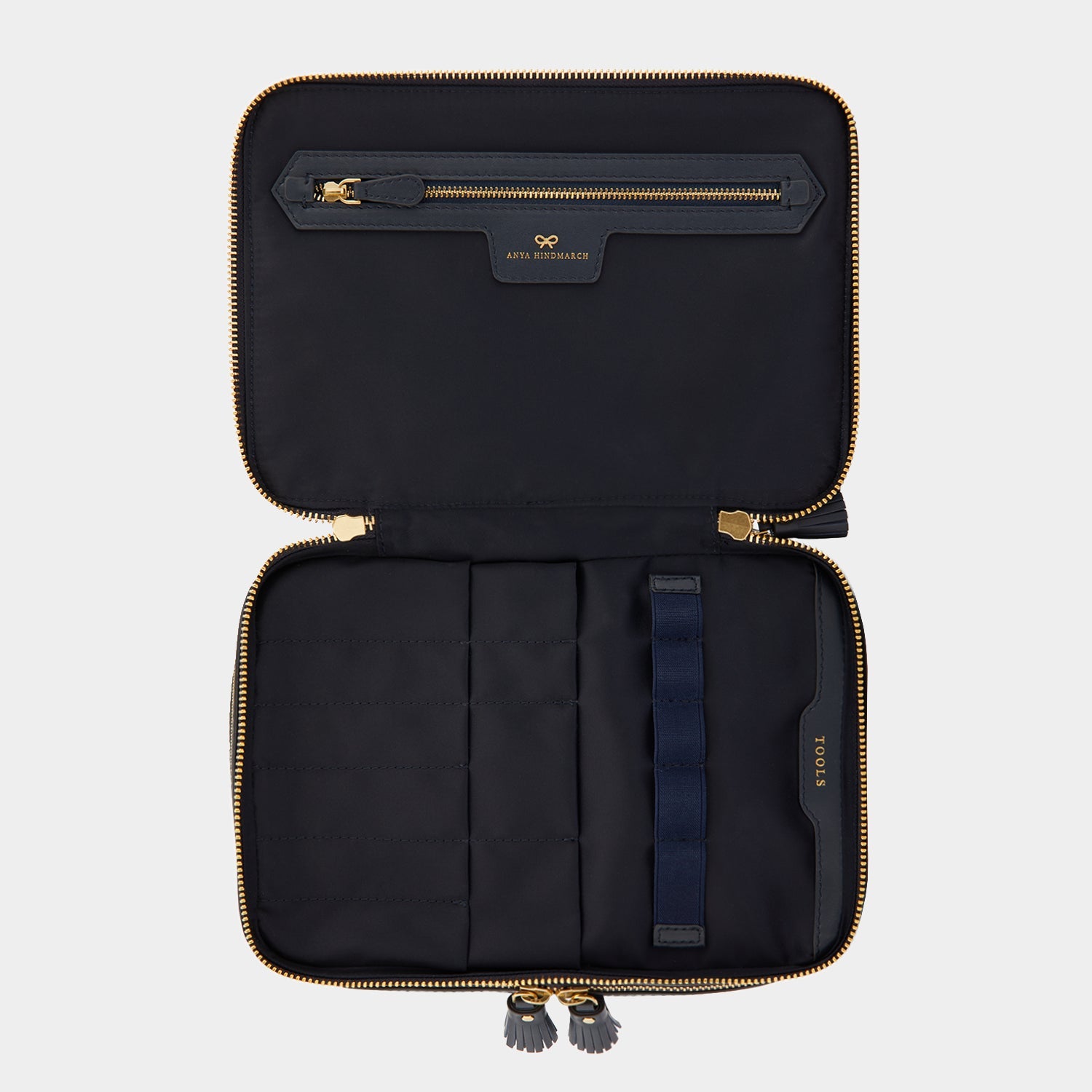 Logo Vanity Kit -

          
            Jacquard Nylon in Marine -
          

          Anya Hindmarch US
