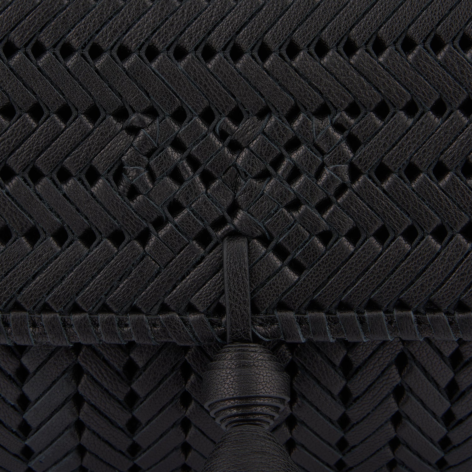 Neeson Tassel Shoulder Bag -

                  
                    Capra Leather in Black -
                  

                  Anya Hindmarch US
