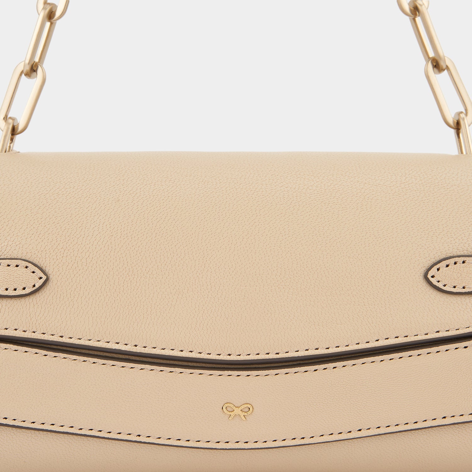 ショルダーバッグ・ポシェット ANYA HINDMARCH / Quilted two-tone leather shoulder bag Tube Shoulder Bag | Anya Hindmarch US