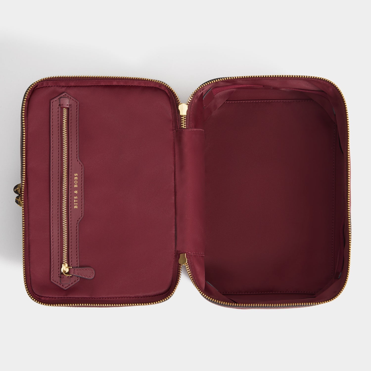 Logo Vanity Kit -

          
            Recycled Nylon in Medium Red -
          

          Anya Hindmarch US
