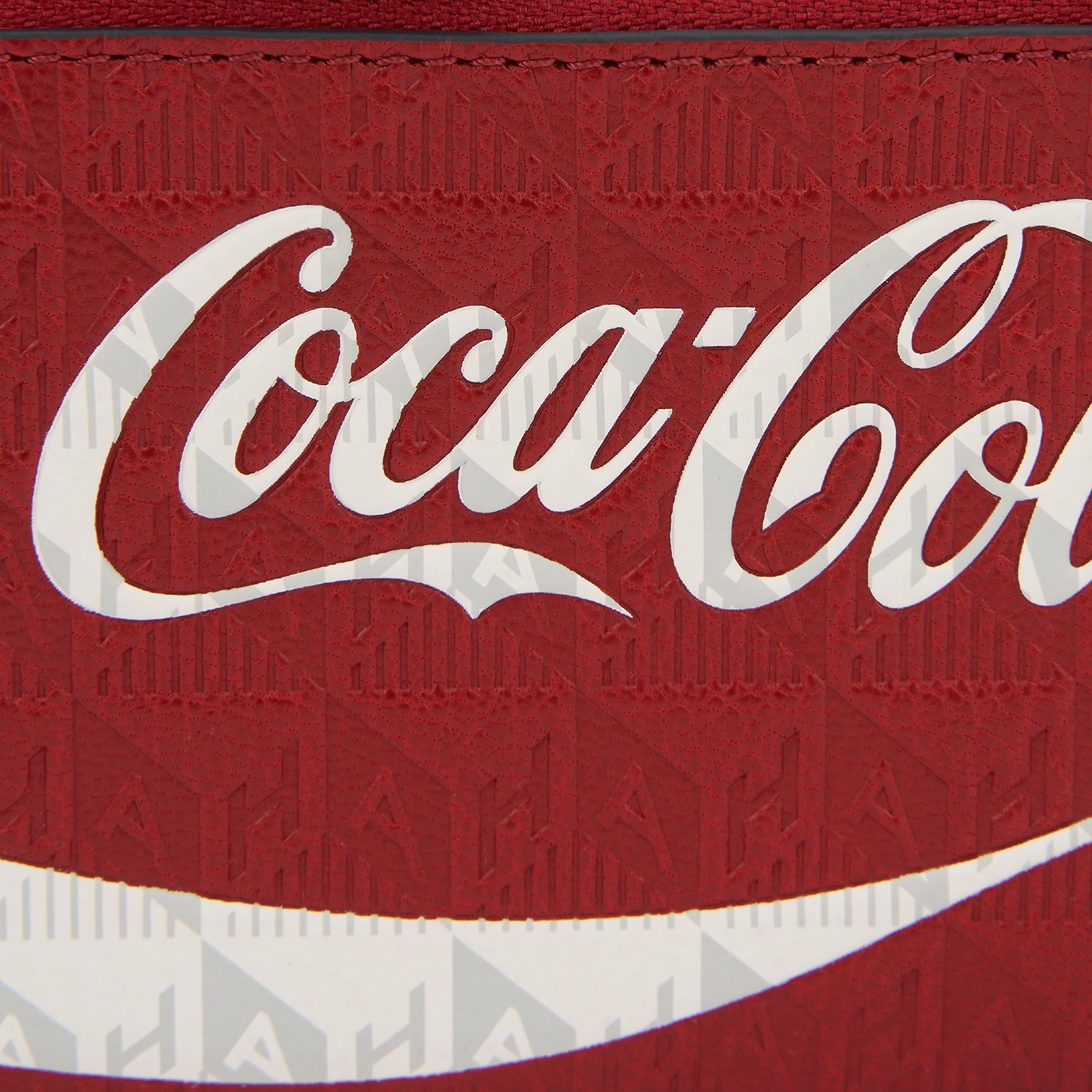 Anya Brands Coca Cola Zip Card -

                  
                    Capra Leather in Red -
                  

                  Anya Hindmarch US
