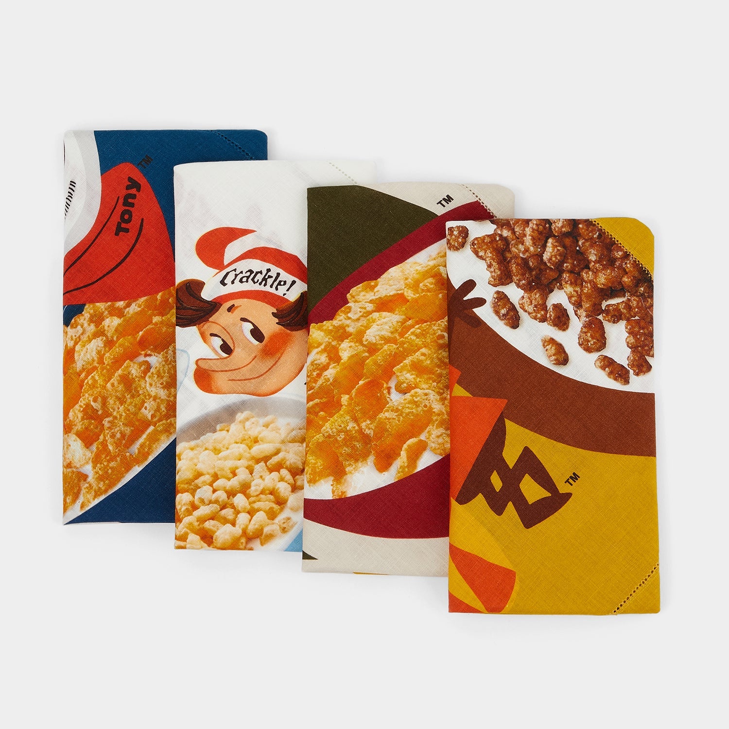 【ANYA HINDMARCH】Corn Flakes コーンフレークス スマホポーチ Anya Brands Corn Flakes Zip Phone Pouch on Strap | Anya