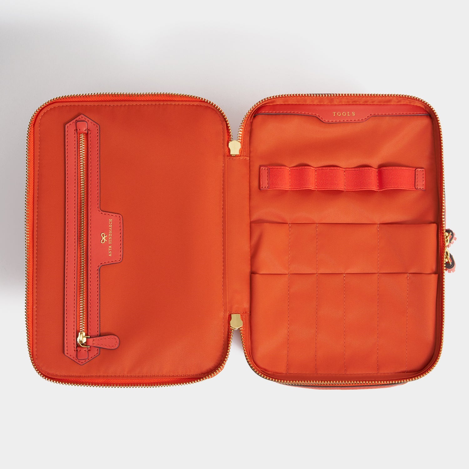 Logo Vanity Kit -

          
            Jacquard Nylon in Burnt Sienna -
          

          Anya Hindmarch US
