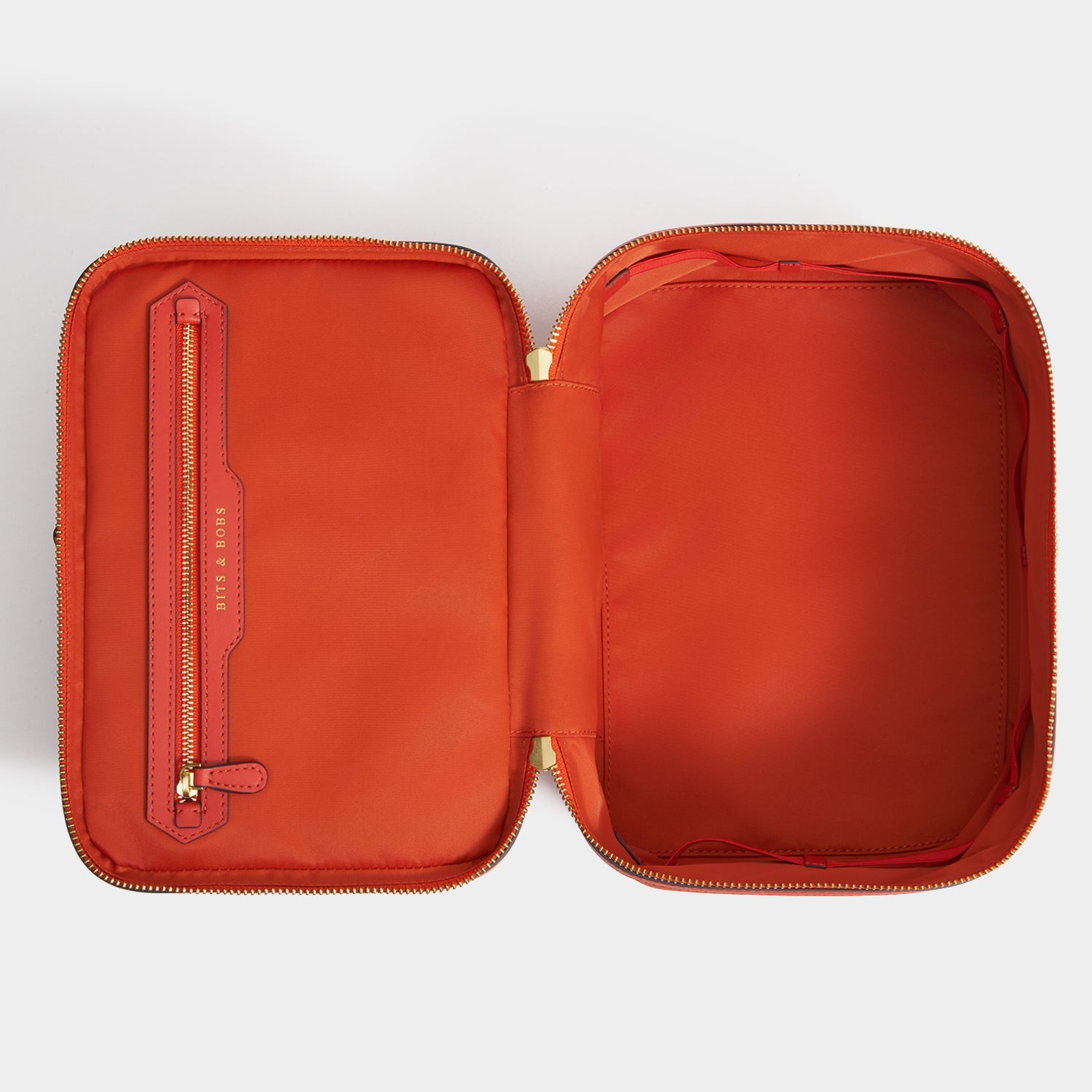 Logo Vanity Kit -

          
            Jacquard Nylon in Burnt Sienna -
          

          Anya Hindmarch US
