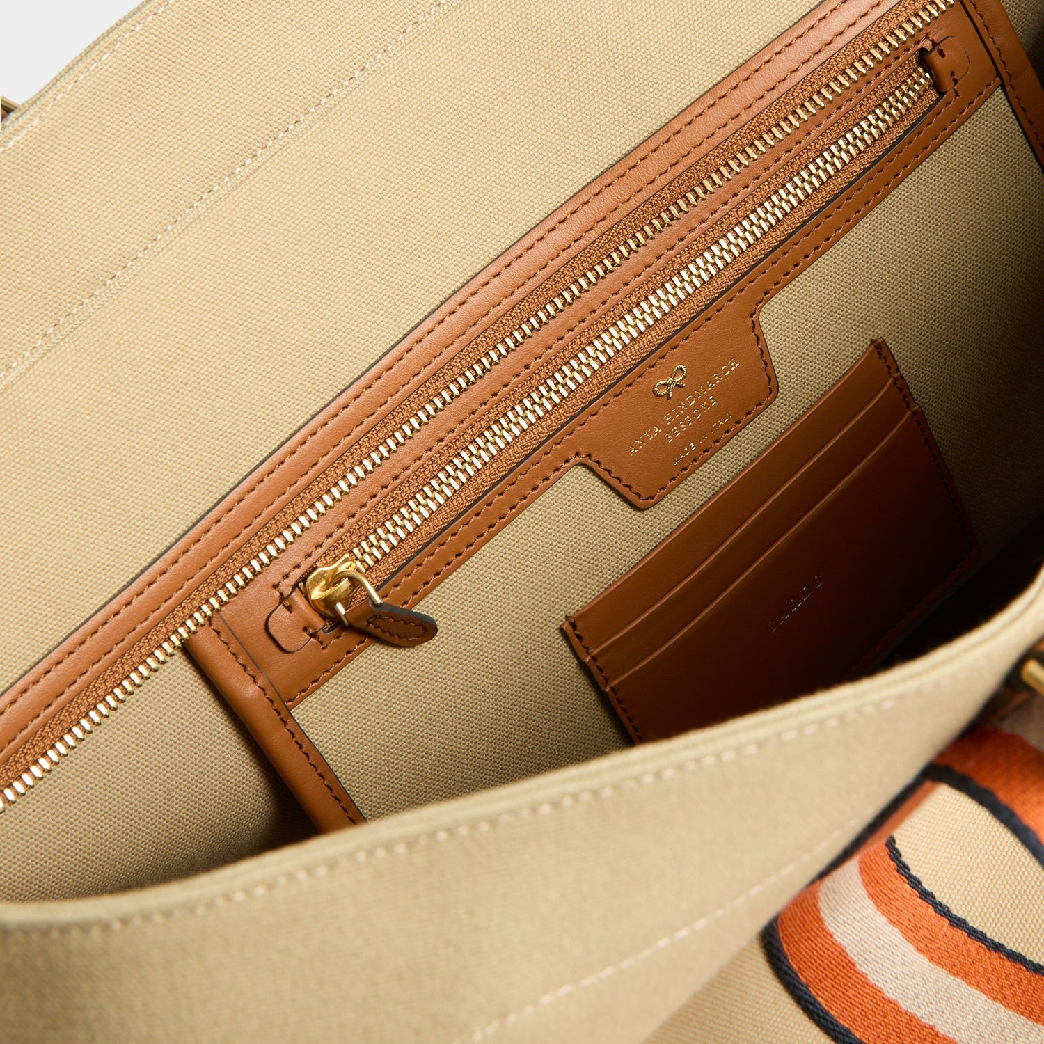 Bespoke Walton E/W Tote | Anya Hindmarch US