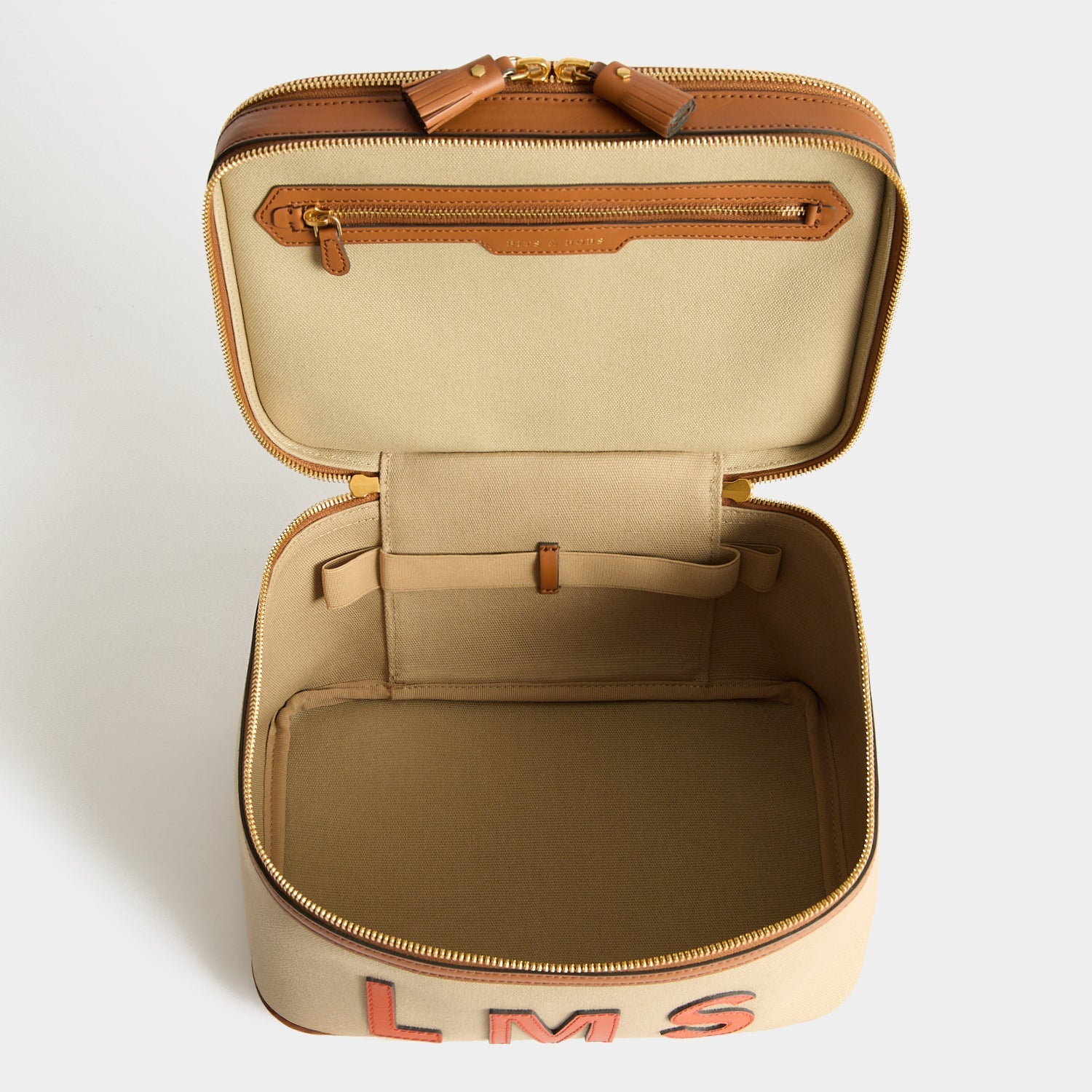 Bespoke Walton Vanity Kit | Anya Hindmarch US