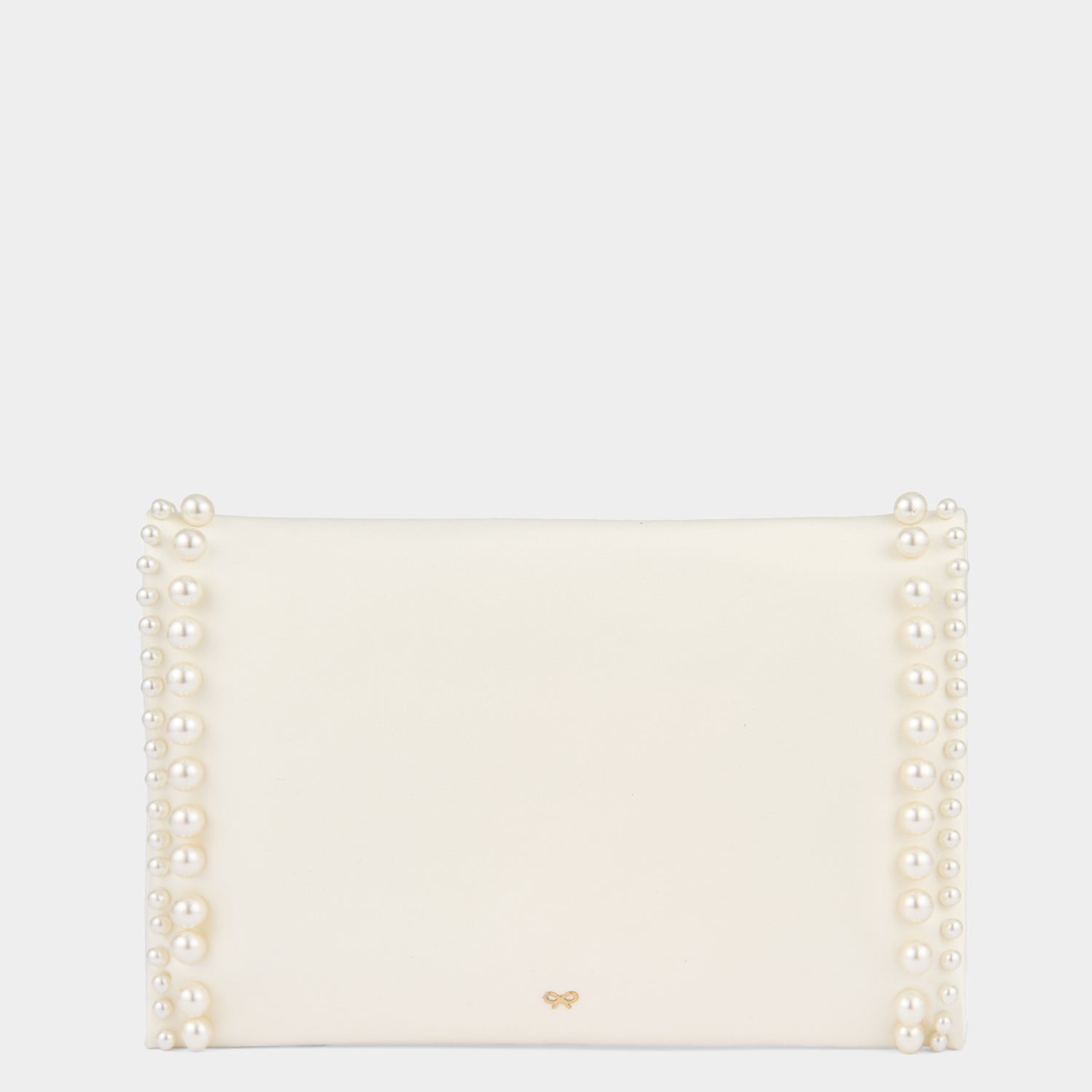 Valorie Pearls Clutch -

          
            Satin/Suede Leather in Ivory -
          

          Anya Hindmarch US
