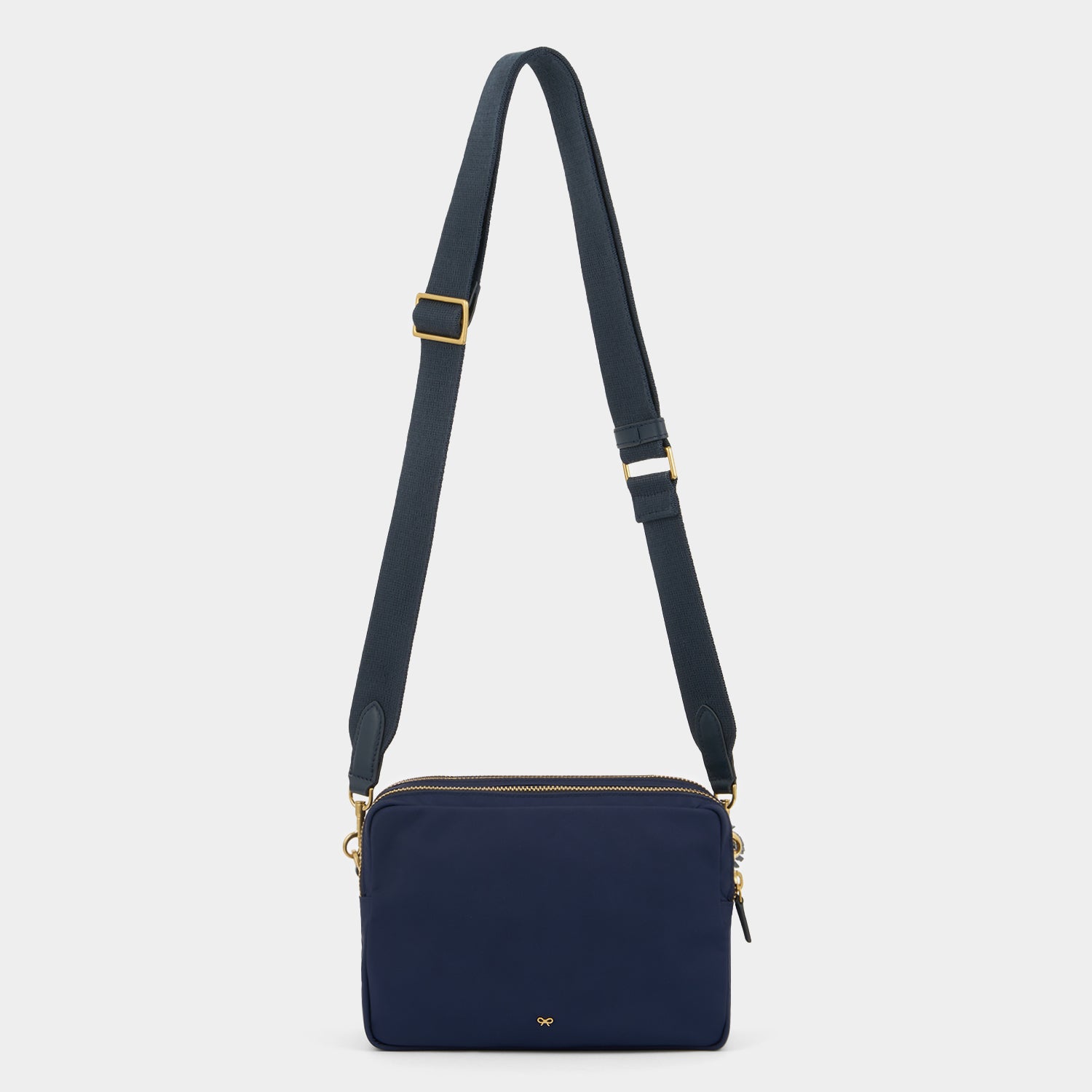 ANYA HINDMARCH/アニヤ ハインドマーチ】 ZIPPED TOTE SMALL