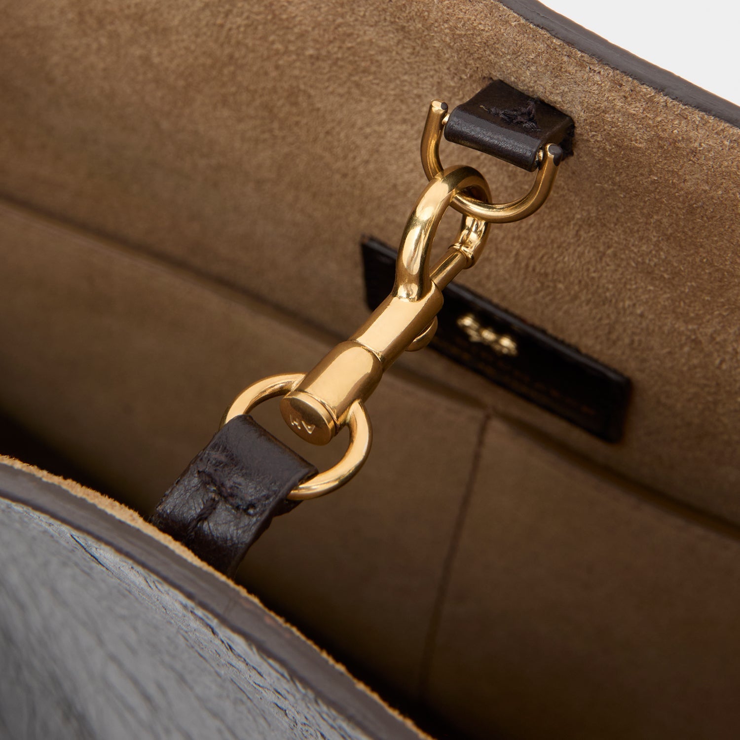 Ringo Shoulder Bag -

          
            Suede Leather in Truffle Brown -
          

          Anya Hindmarch US
