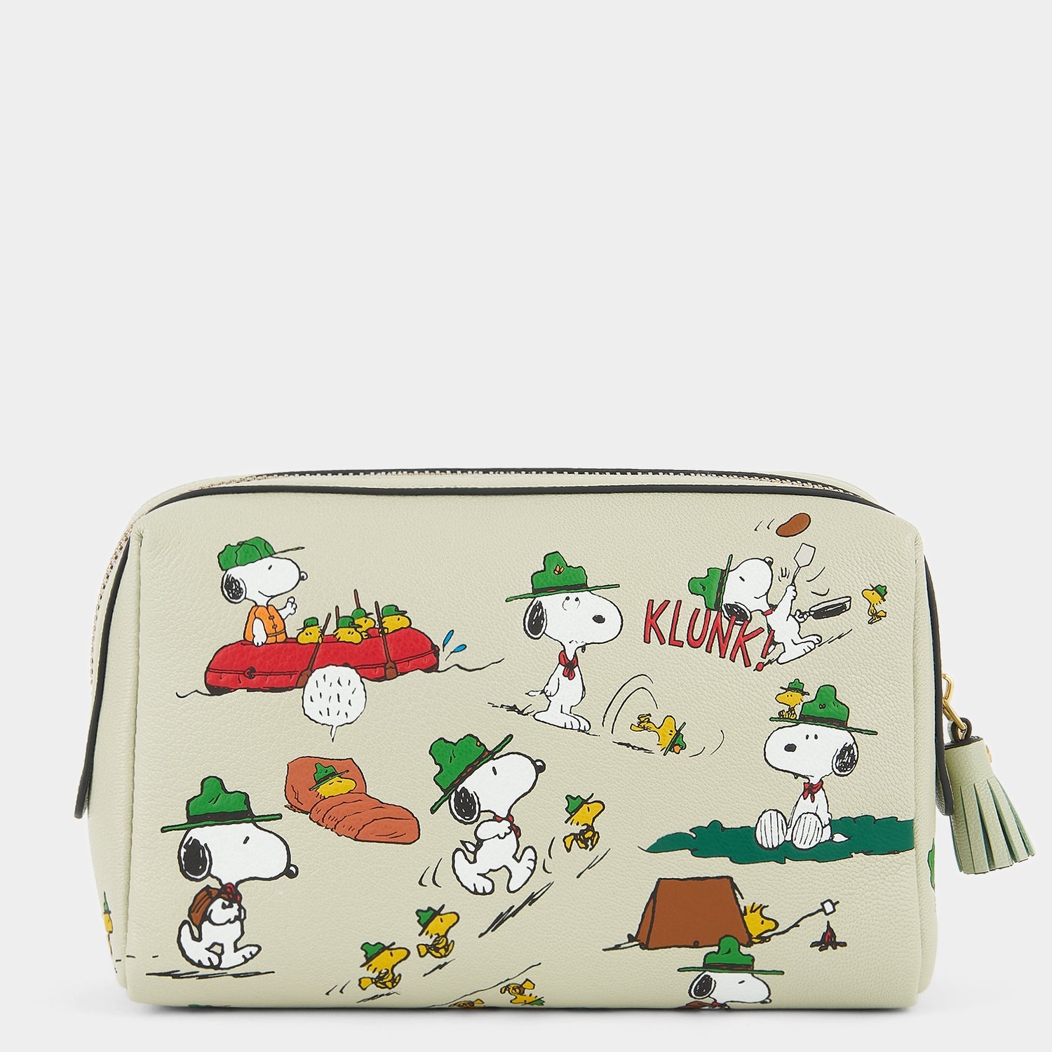 Peanuts Snoopy Expedition Kit -

          
            Capra Leather in Eau De Nil Green -
          

          Anya Hindmarch US
