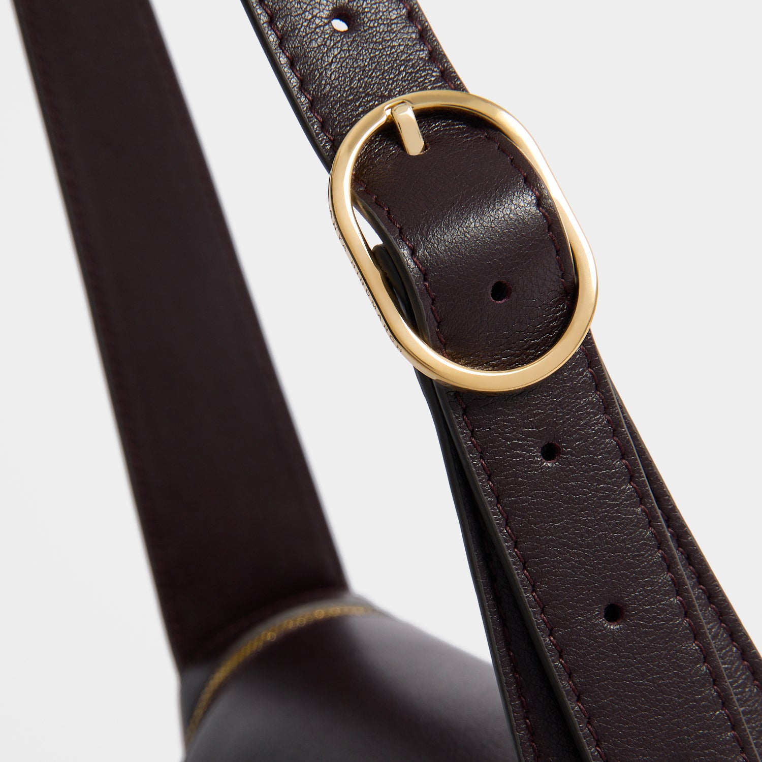 Vere Cross-body -

          
            Calf Leather in Grape -
          

          Anya Hindmarch US
