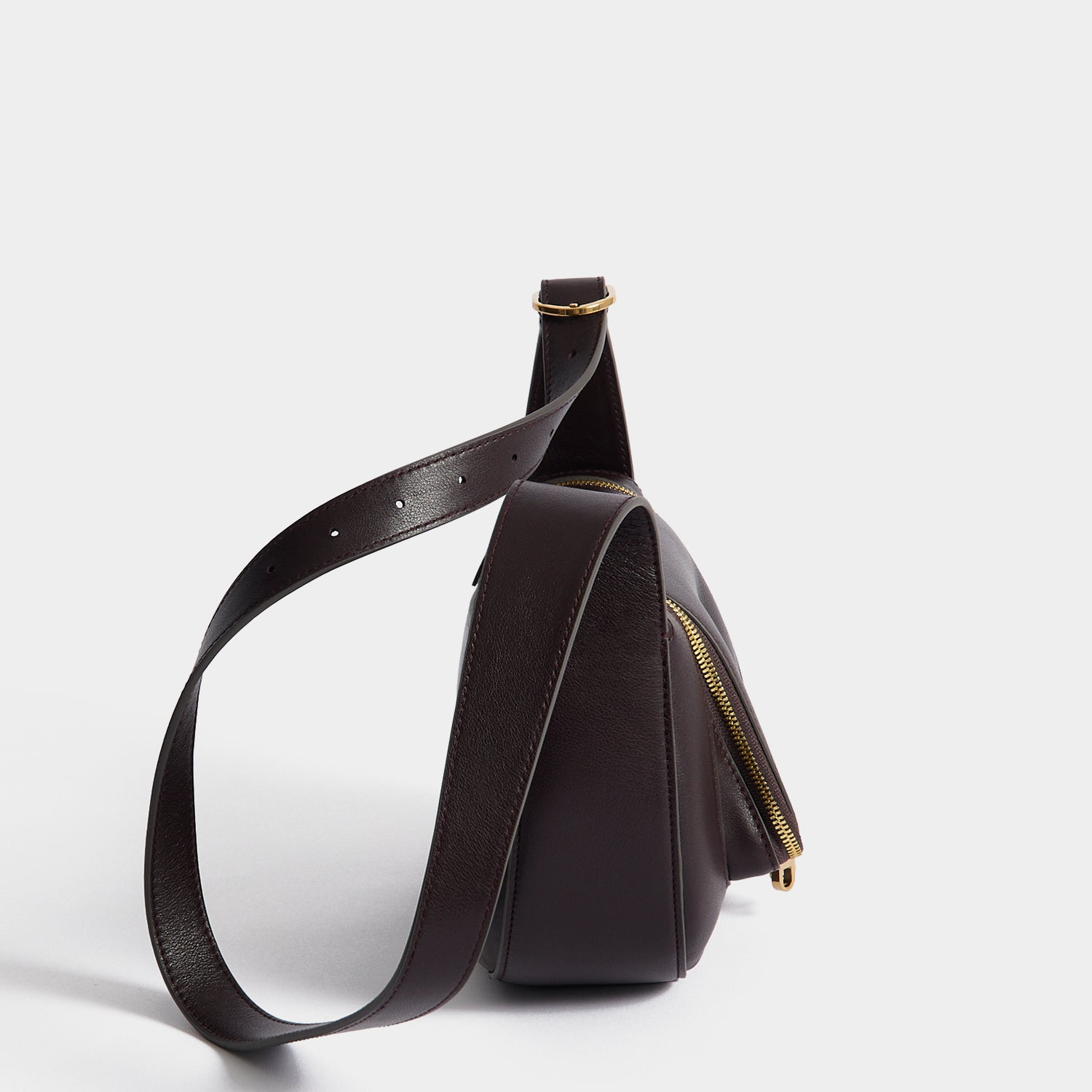 Vere Cross-body -

          
            Calf Leather in Grape -
          

          Anya Hindmarch US
