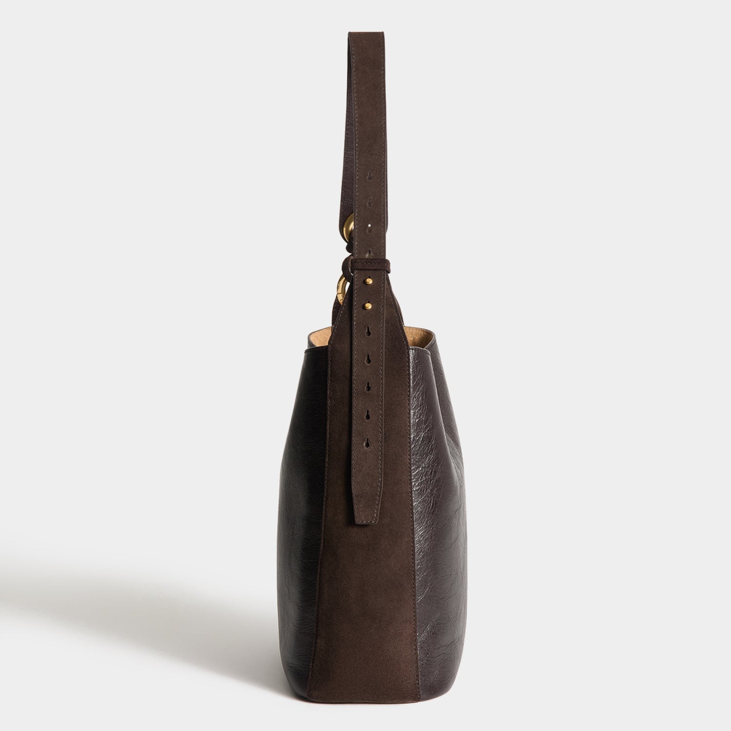 Ringo Chesterfield Shoulder Bag -

          
            Calf leather in Chocolate brown -
          

          Anya Hindmarch US
