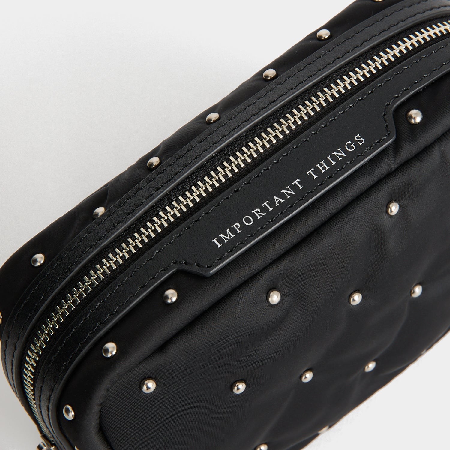 Studs Important Things Pouch -

          
            Recycled Satin/Calf Leather in Black -
          

          Anya Hindmarch US
