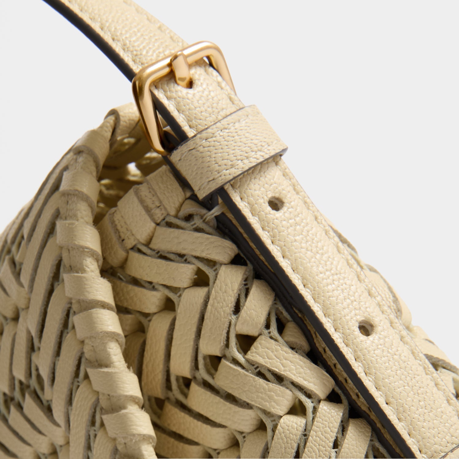 Neeson Shoulder Bag | Anya Hindmarch US