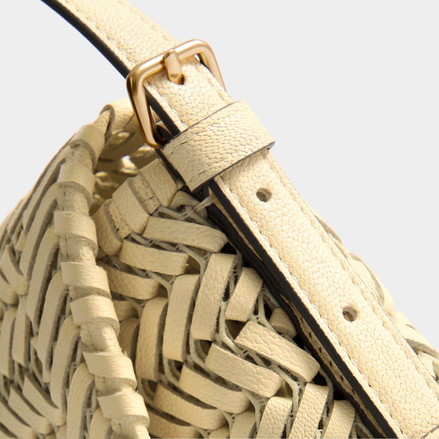 Neeson Shoulder Bag | Anya Hindmarch US