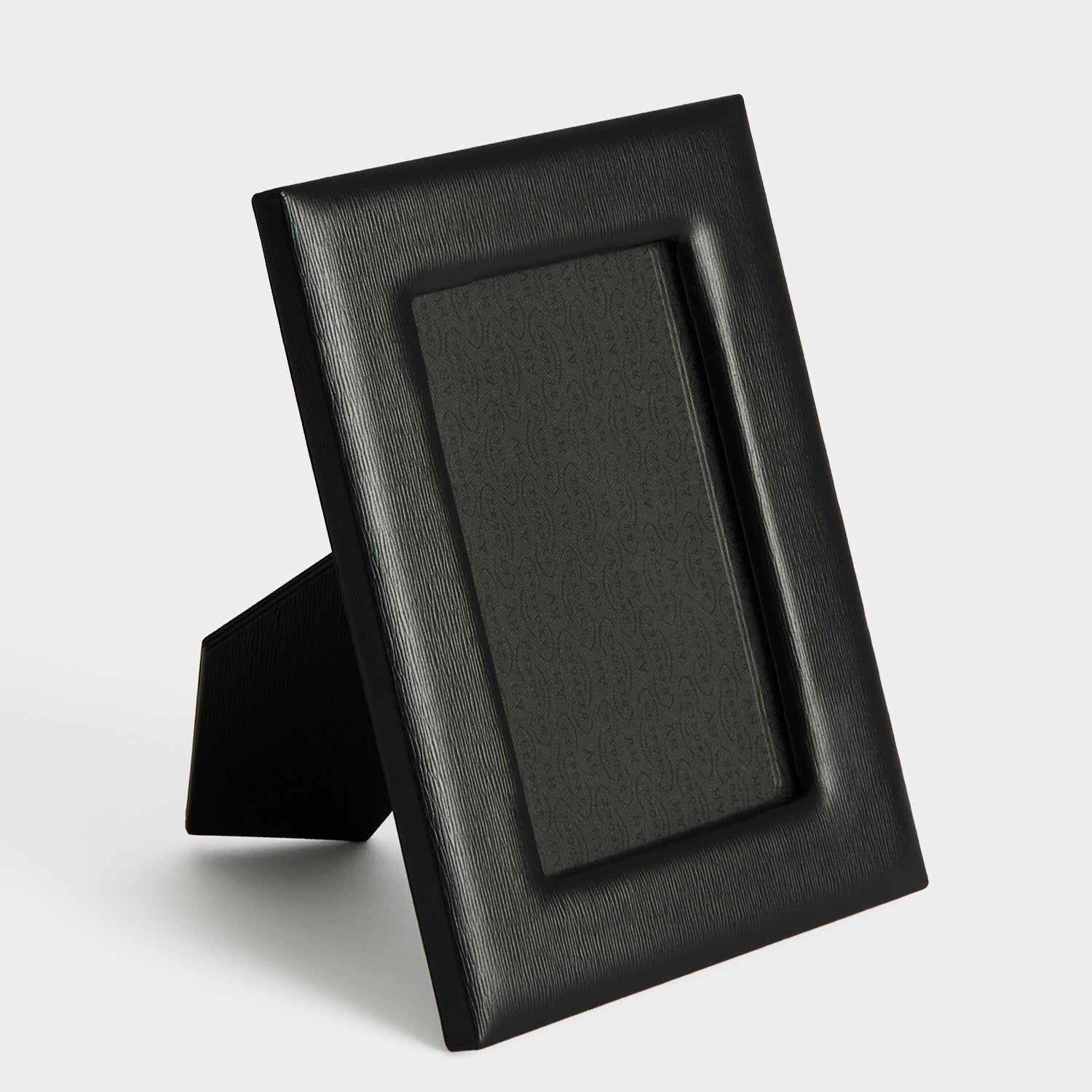 Bespoke Shaftesbury 6x4 Frame -

          
            London Grain in Black -
          

          Anya Hindmarch US
