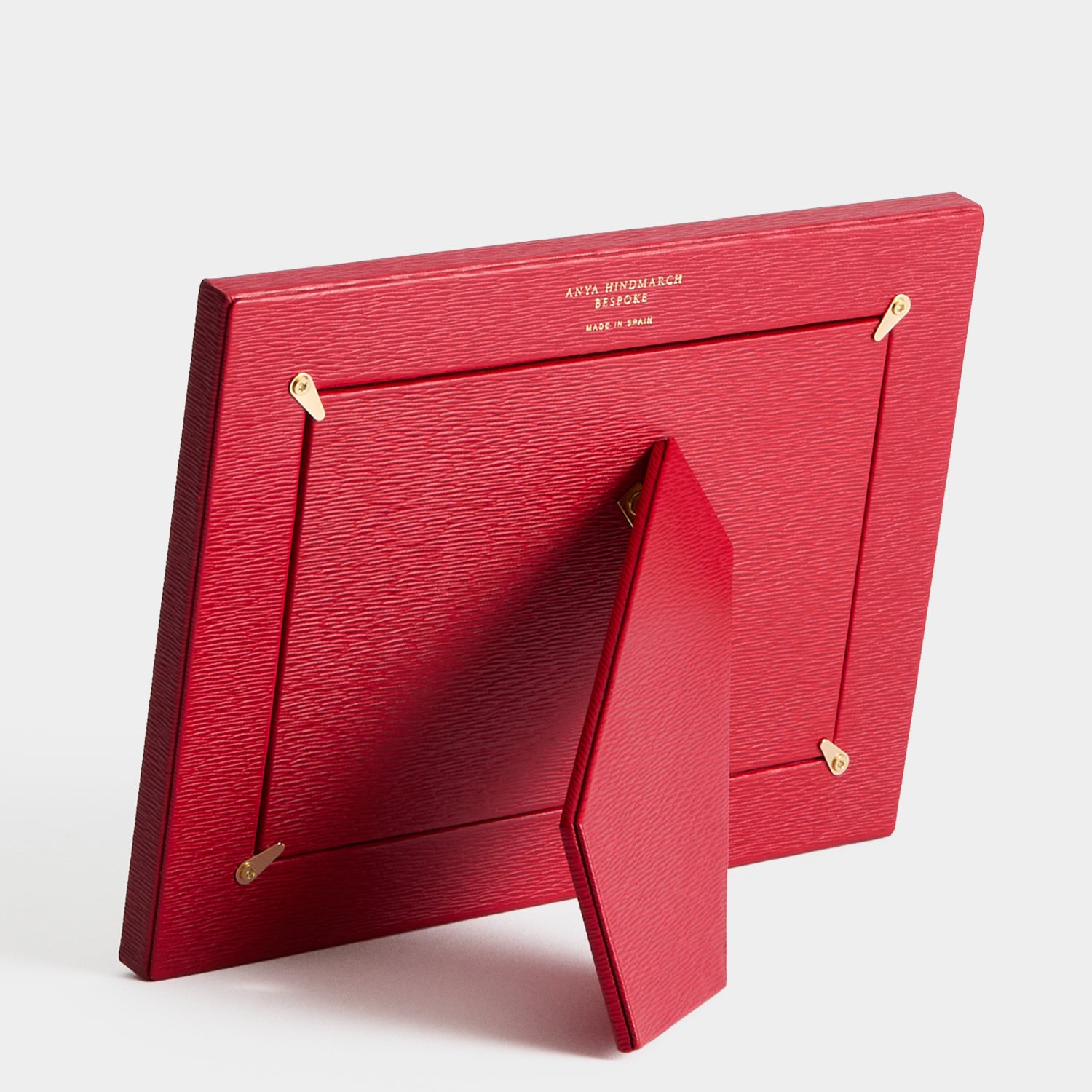 Bespoke Shaftesbury 6x4 Frame -

          
            London Grain in Red -
          

          Anya Hindmarch US
