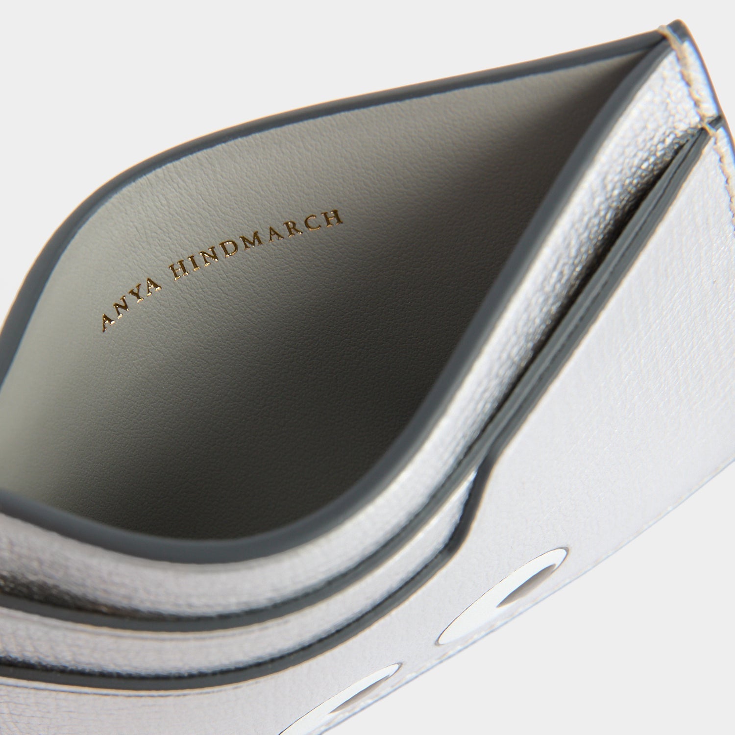 ANYA HINDMARCH アイズ　パース　シルバー Eyes Card Case | Anya Hindmarch US