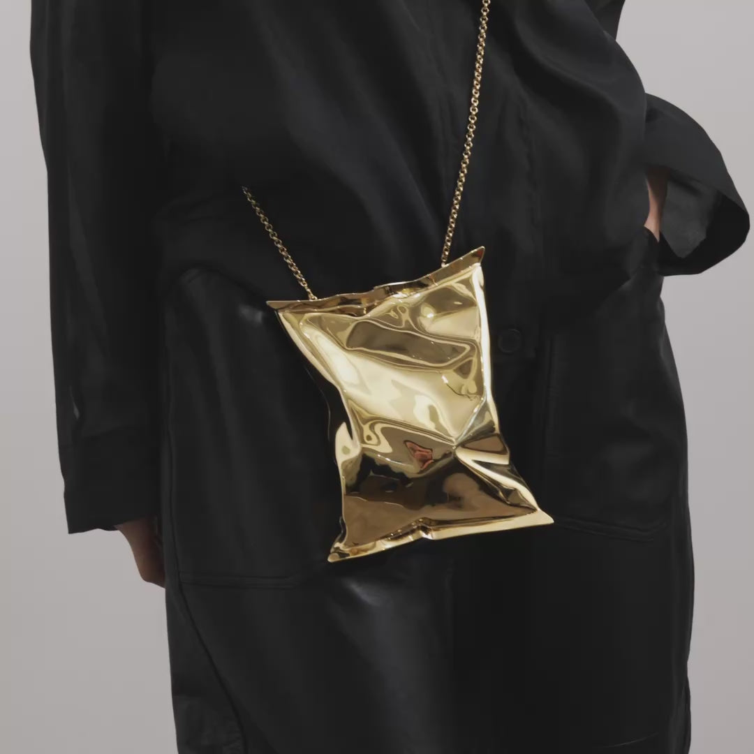 Crisp Packet Clutch Bag in Gold Metal | Anya Hindmarch US
