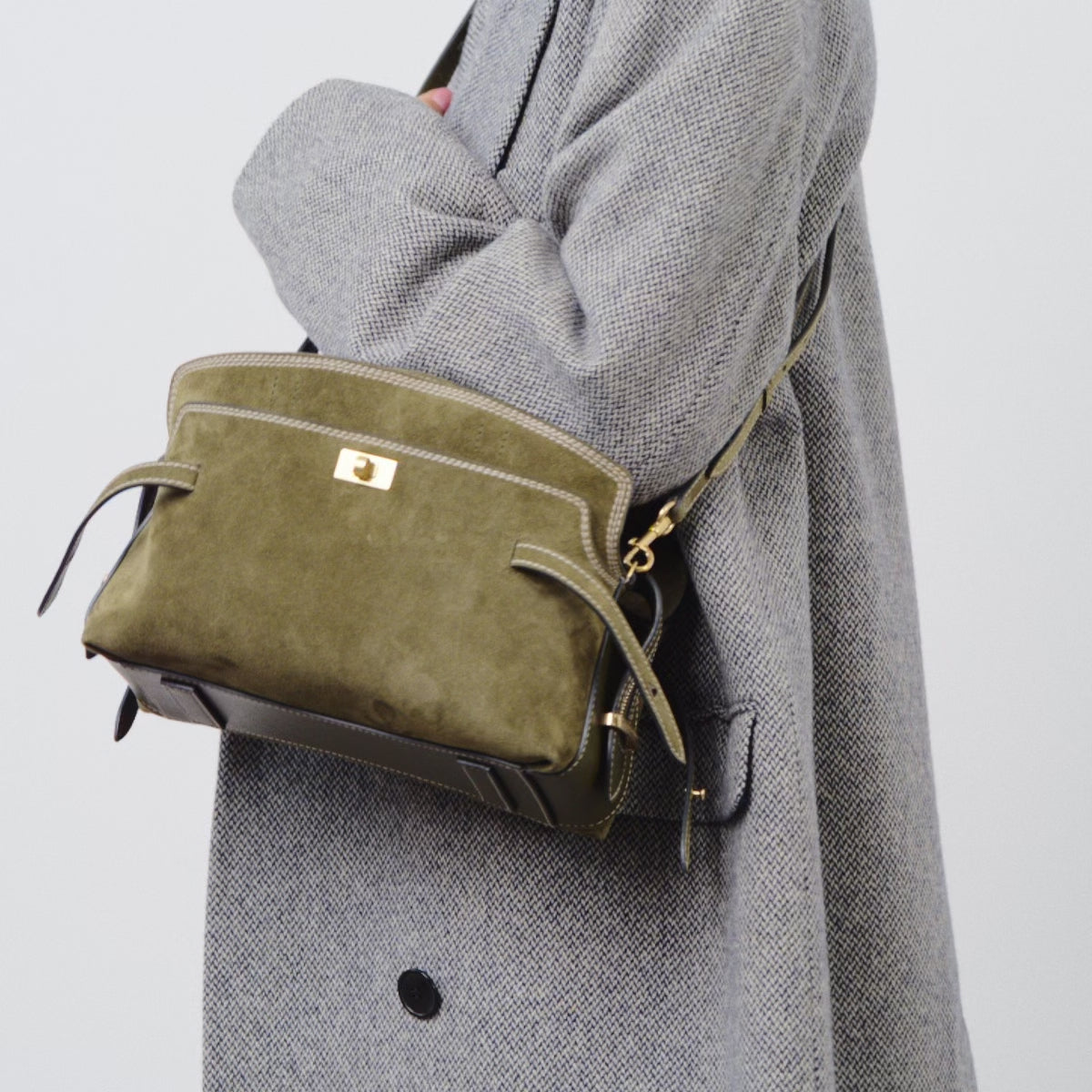 Wilson Stitch Cross-body -

          
            Suede in Bonsai Green -
          

          Anya Hindmarch US
