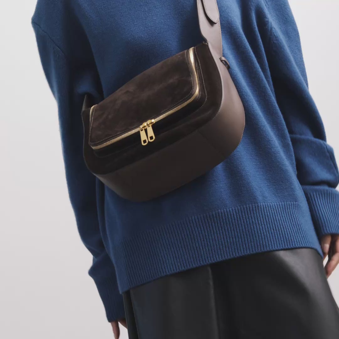 ANYA HINDMARCH　ブラウンショルダーバッグ Wilson Shoulder Bag | Anya Hindmarch US