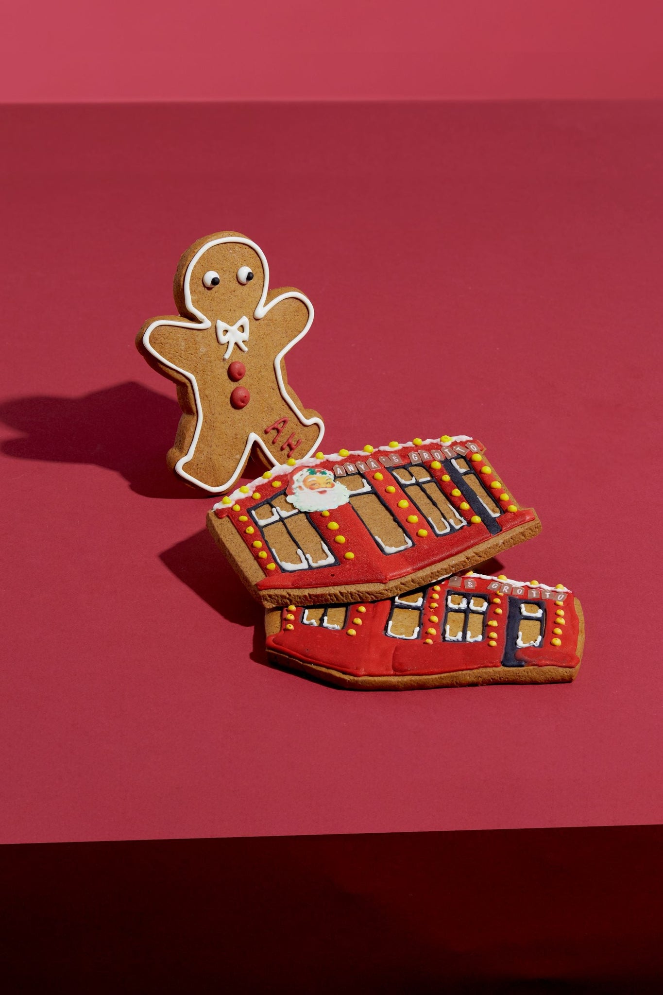 Gingerbread Man -

                  
                    Gingerbread -
                  

                  Anya Hindmarch US
