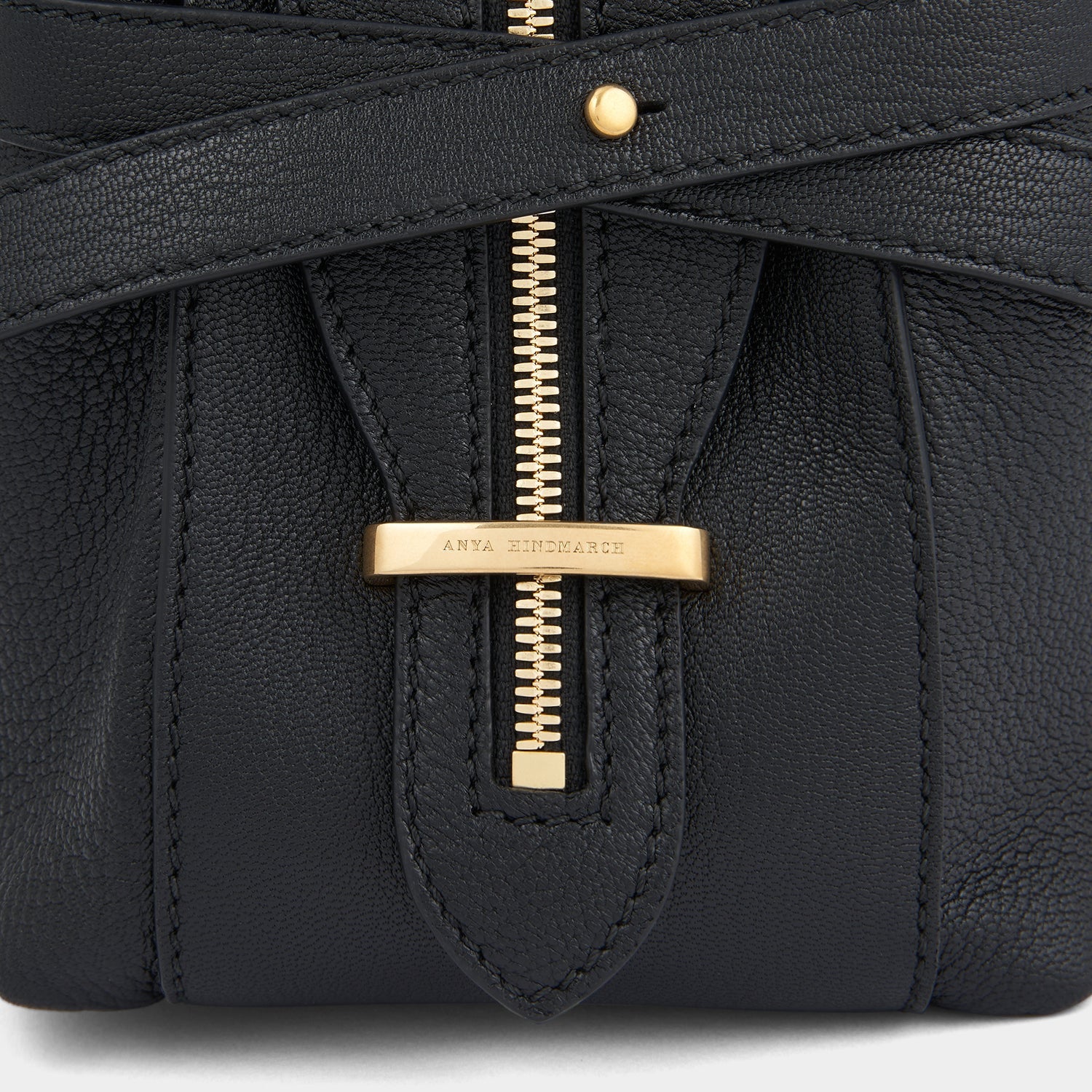 Anya Hindmarch Wilson Grain Leather Shoulder Bag in Black