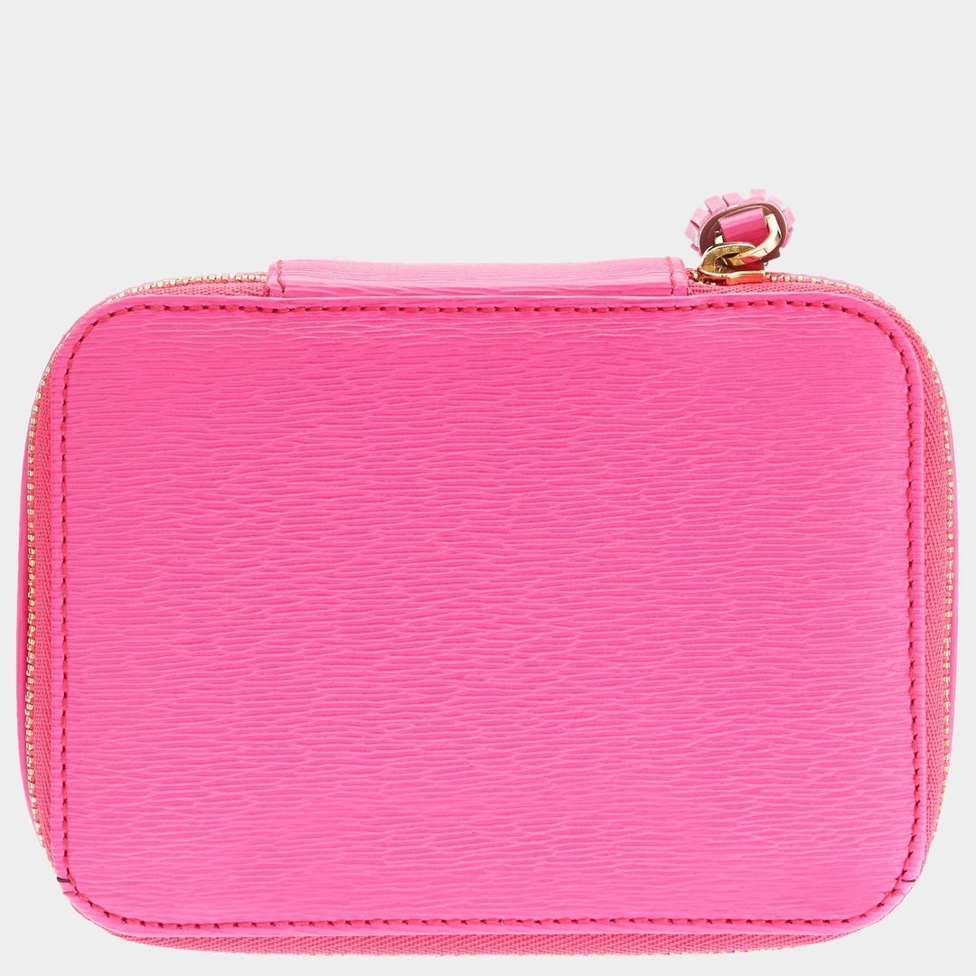Boobs Wow Box Medium -

                  
                    Capra in Pink -
                  

                  Anya Hindmarch US
